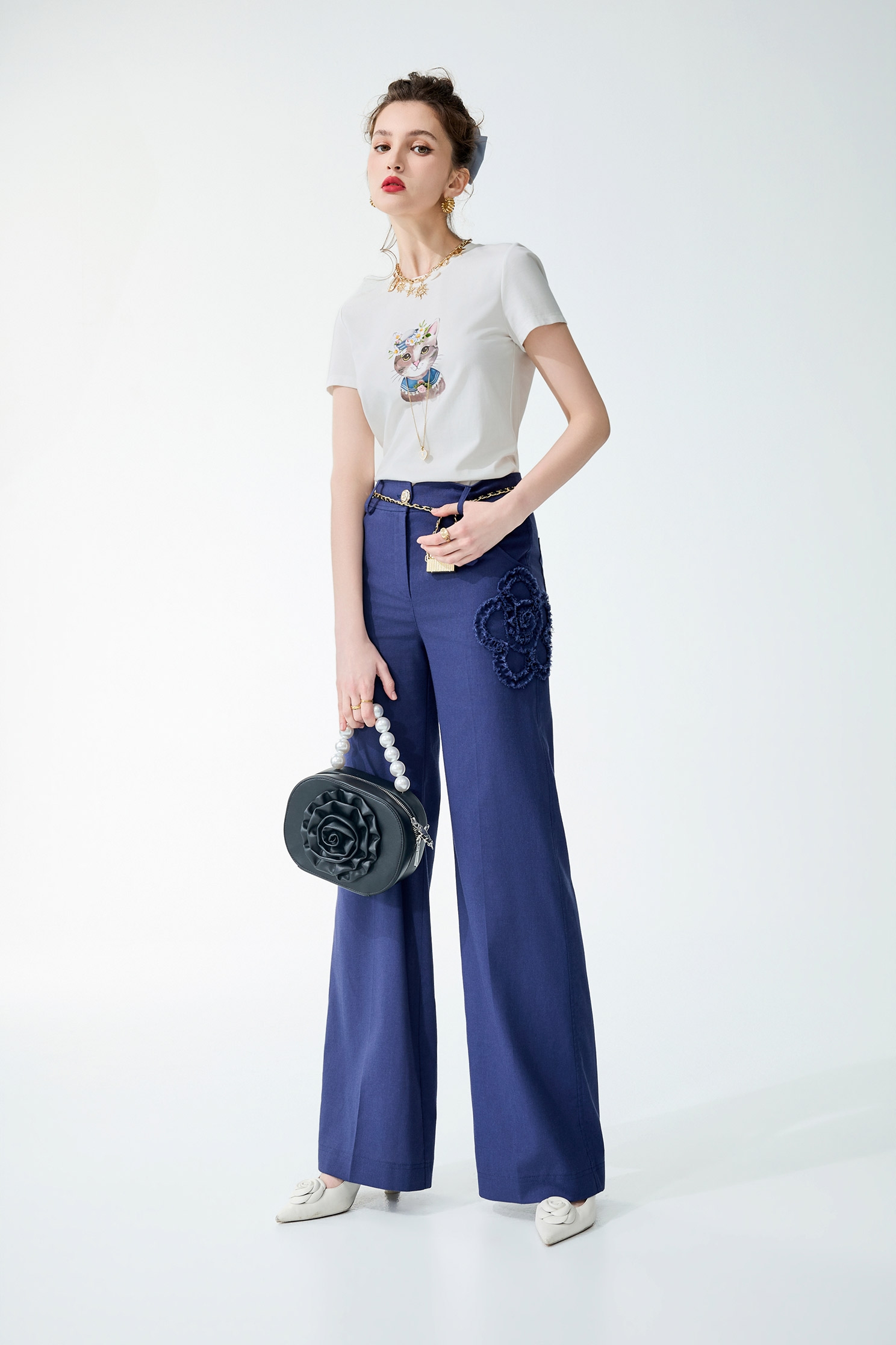 Mesh Floral Detail Straight Cut PantsMesh Floral Detail Straight Cut Pants,Bell-bottoms,Season (SS) Look,pants