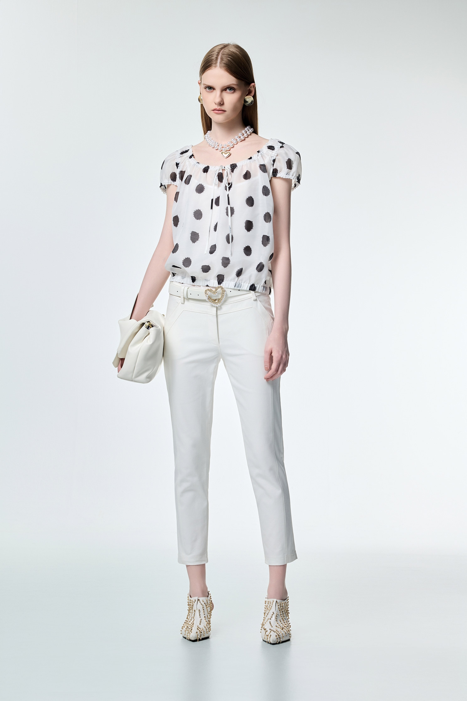 Classic Slim Fit PantsClassic Slim Fit Pants,Season (SS) Look,White pants,Skinny pants,Back To Classic,pants,Back To B/W