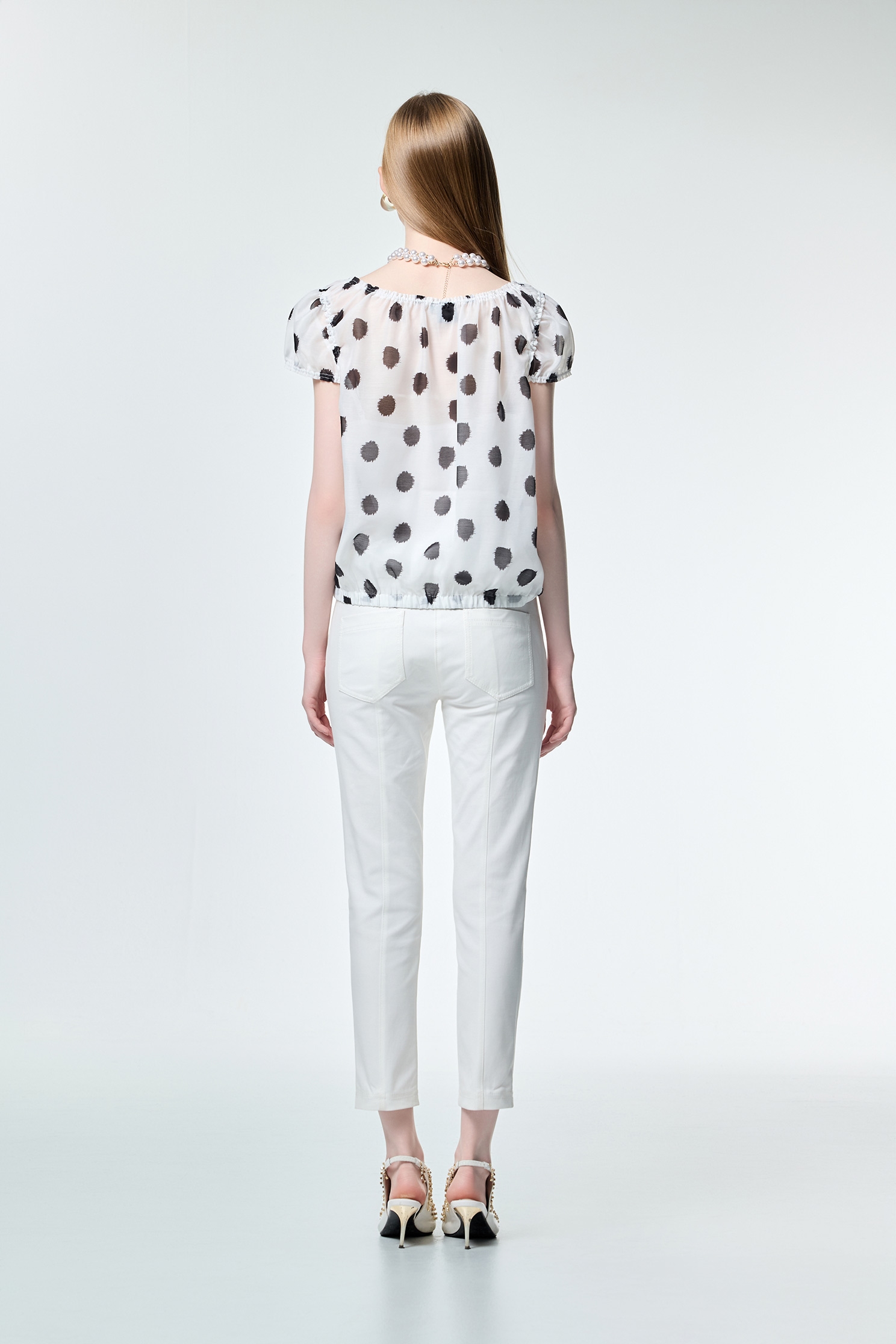 Classic Slim Fit PantsClassic Slim Fit Pants,Season (SS) Look,White pants,Skinny pants,Back To Classic,pants,Back To B/W