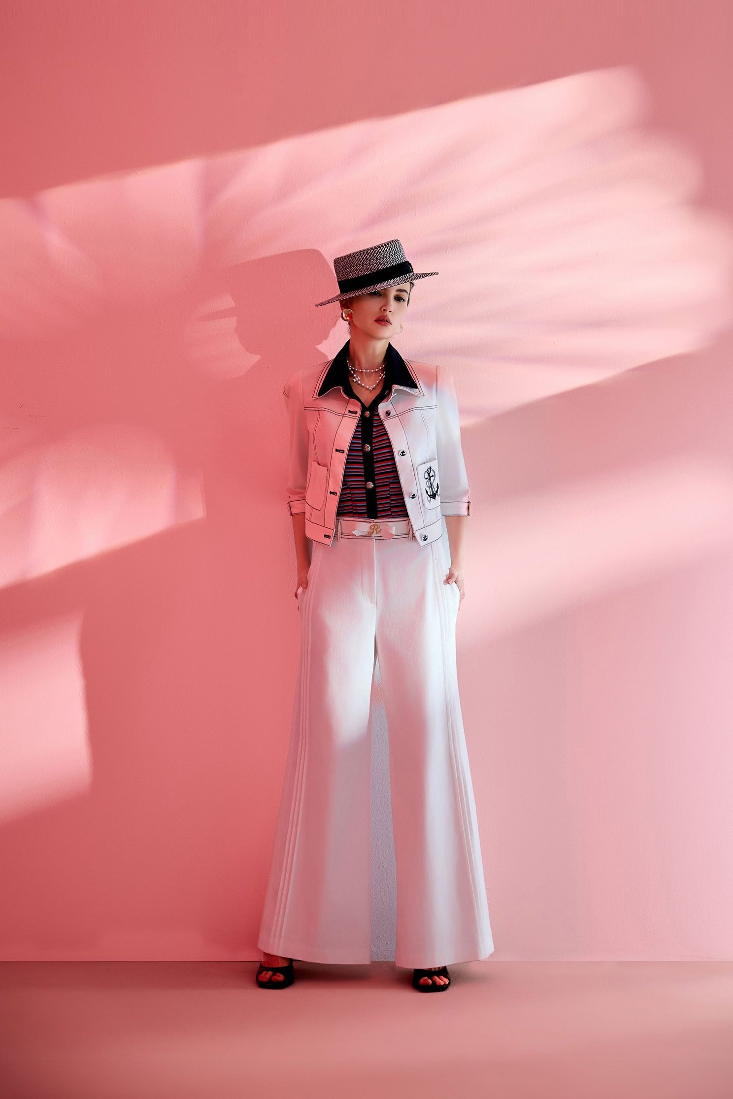 Pleated Detail Wide Leg PantsPleated Detail Wide Leg Pants,Culottes,Season (SS) Look,White pants,pants,Urban Fashion