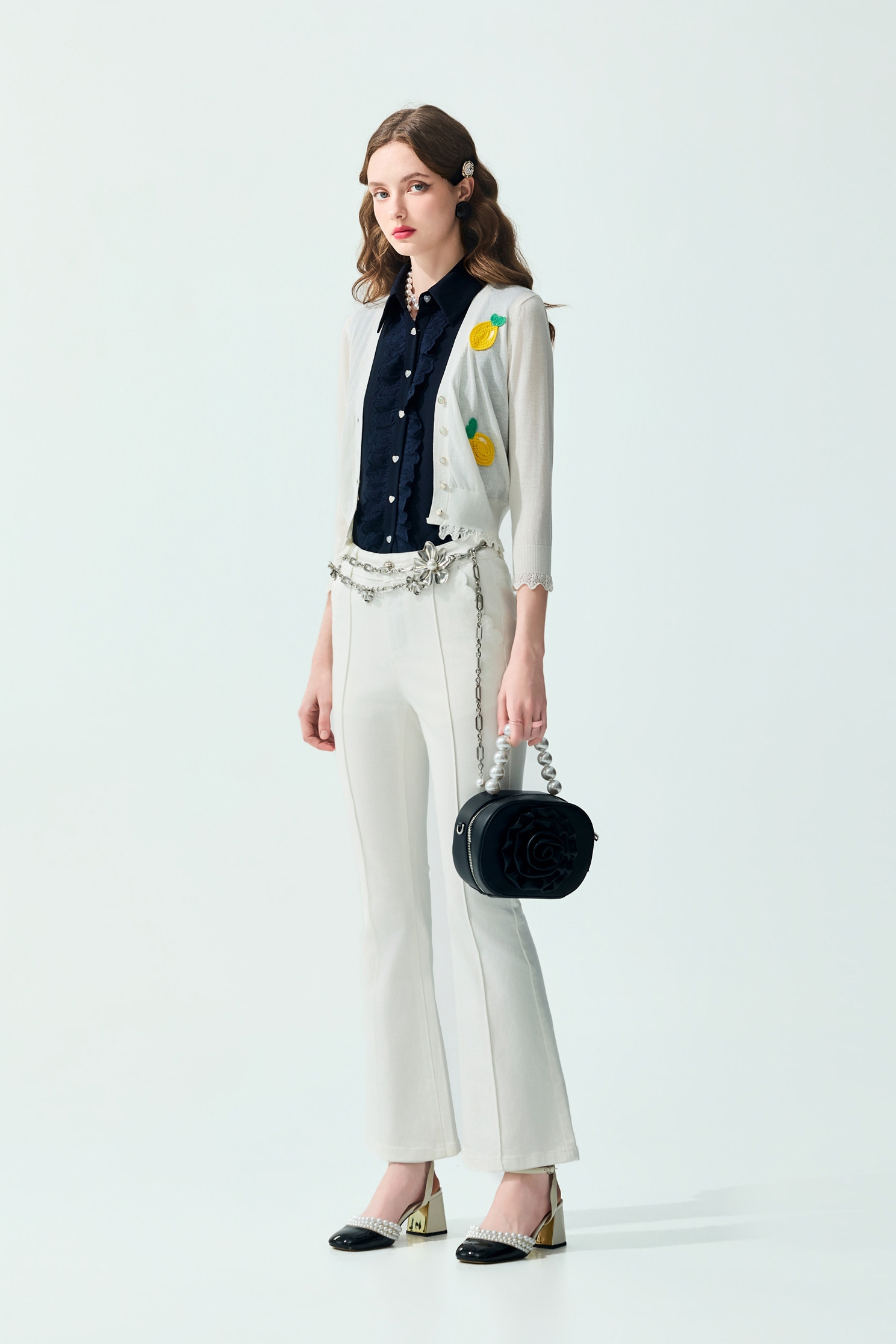 Scallop Trim Pocket White JeansScallop Trim Pocket White Jeans,Embroidered,Season (SS) Look,Denim,Jeans,White pants,pants