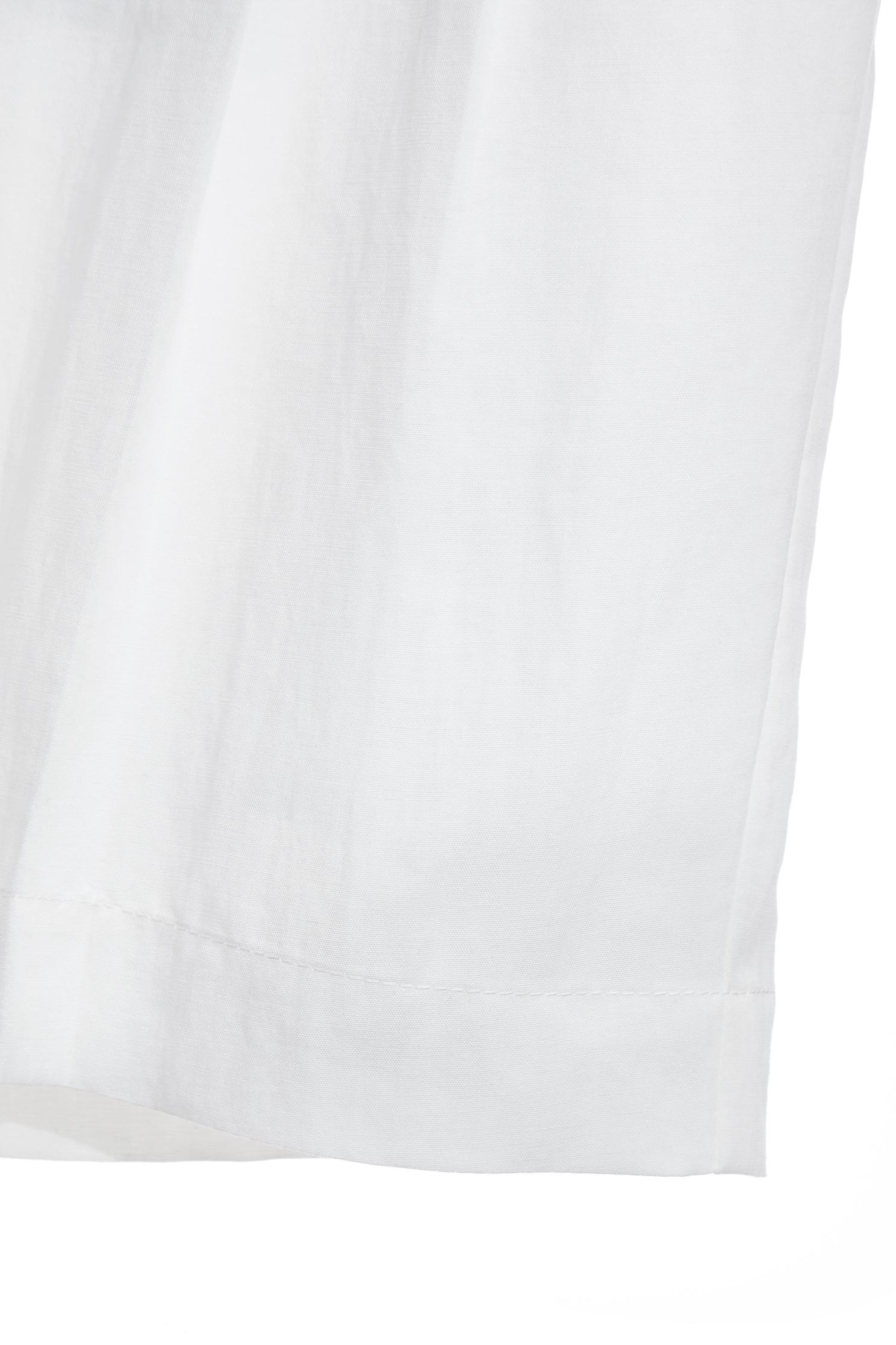 Front Pleat White BermudasFront Pleat White Bermudas,Embroidered,Season (SS) Look,White pants,Shorts,pants
