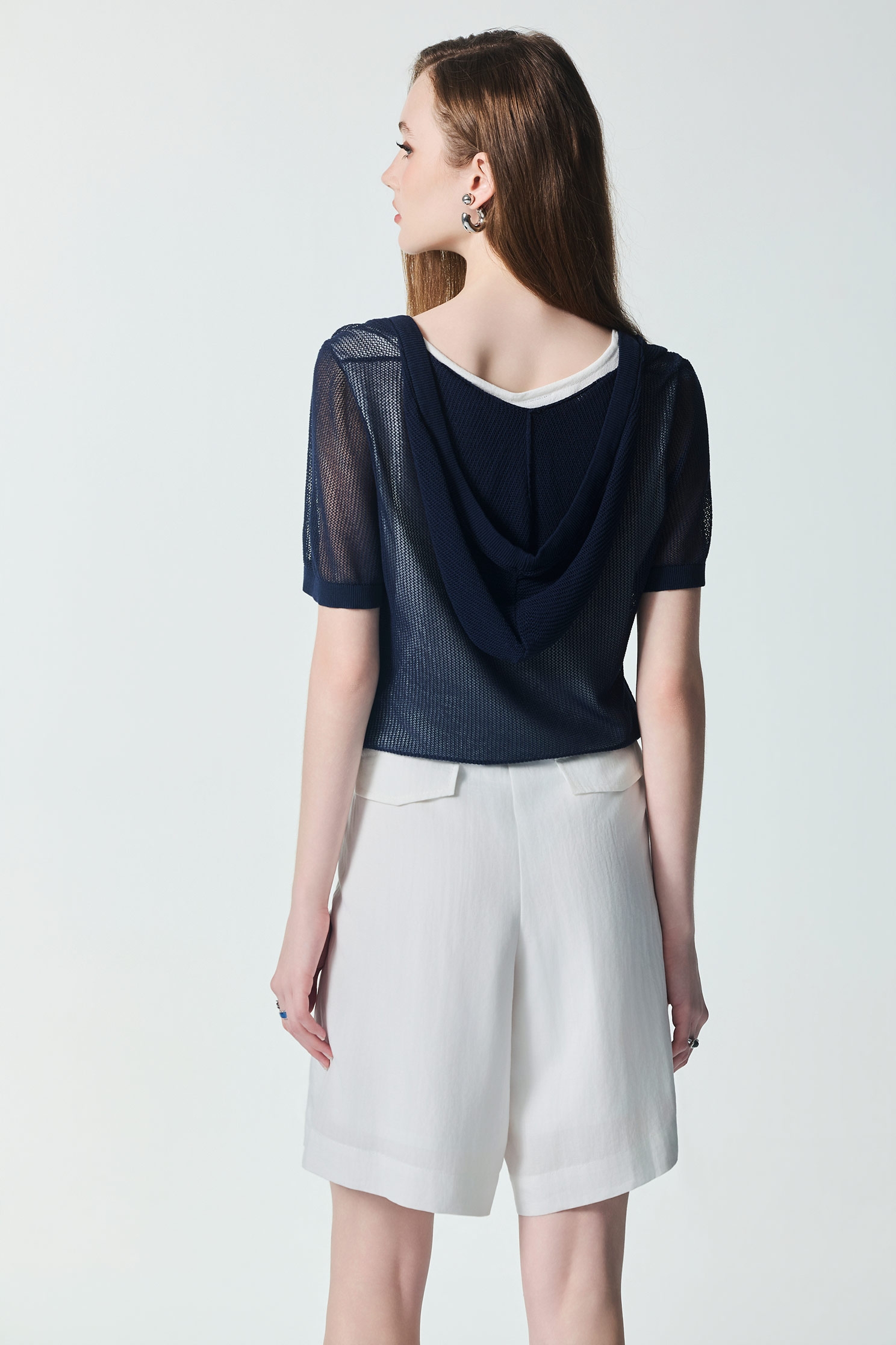 Front Pleat White BermudasFront Pleat White Bermudas,Embroidered,Season (SS) Look,White pants,Shorts,pants