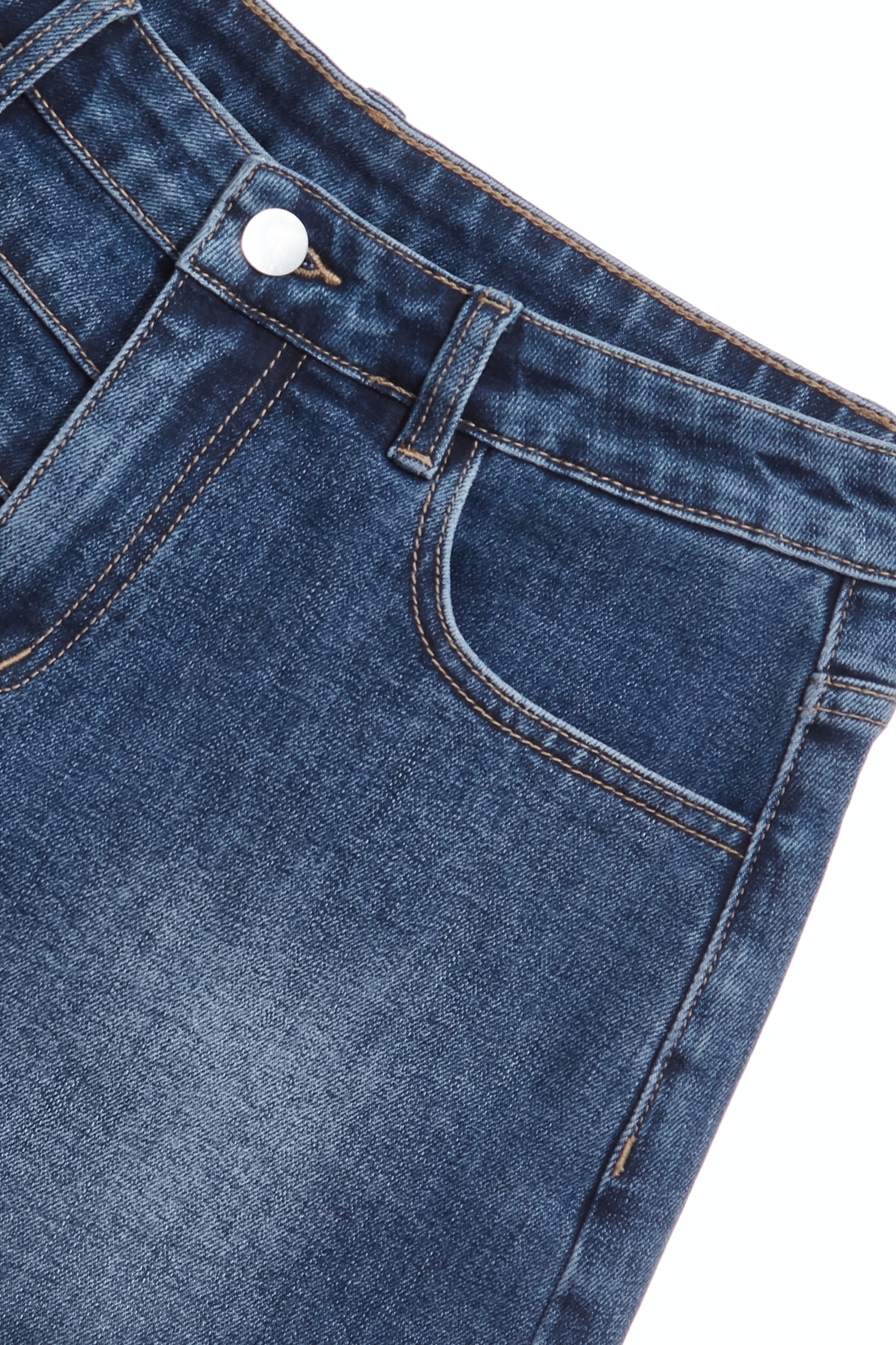 Denim Shorts With Coin Purse Accessory DetailDenim Shorts With Coin Purse Accessory Detail,Denim,Denim,Denim shorts,Shorts,Season (AW) Look,Valentine,upperclass