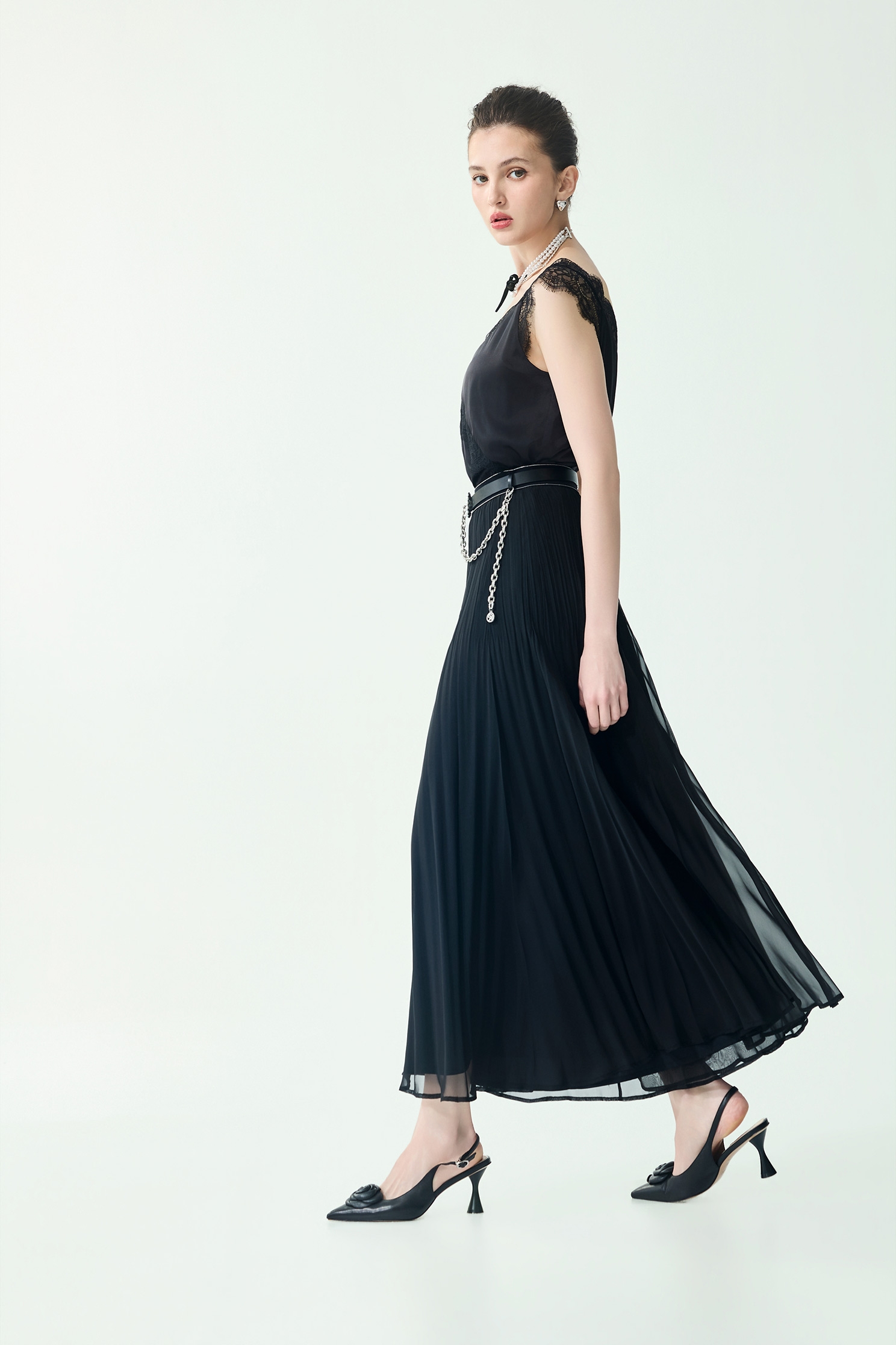 Full Pleated Chiffon PantsFull Pleated Chiffon Pants,Season (SS) Look,pants,Skorts,Chiffon,Black pants