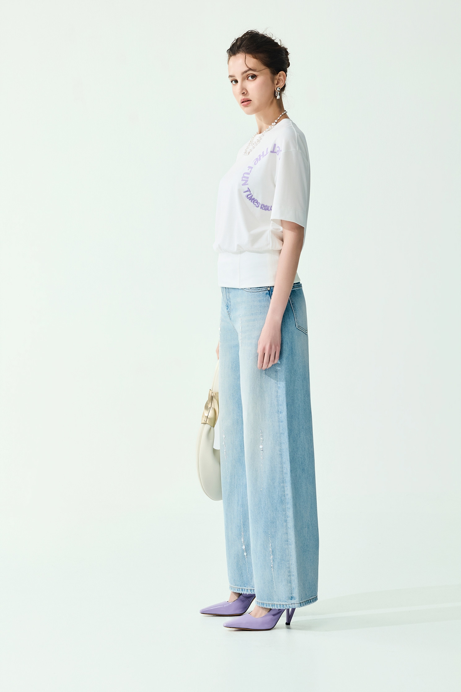 Beaded Detail Wide Leg JeansBeaded Detail Wide Leg Jeans,Season (SS) Look,Denim,Jeans,pants