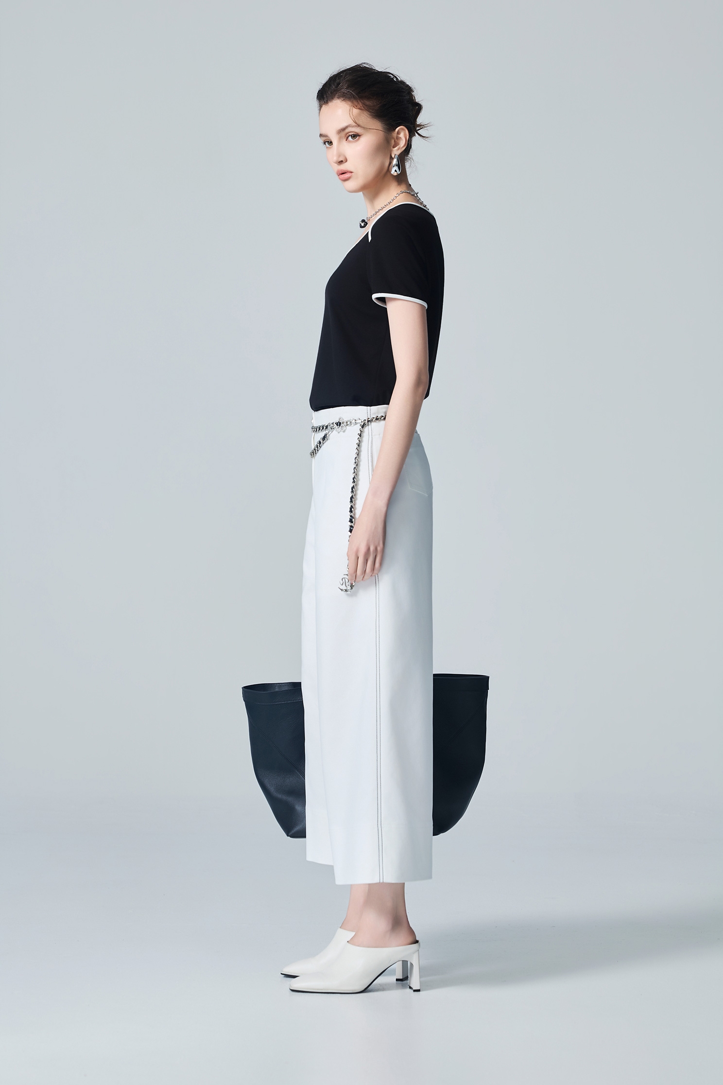 Contrast Side Stitch Detail White PantsContrast Side Stitch Detail White Pants,Culottes,White pants,Season (AW) Look,pants