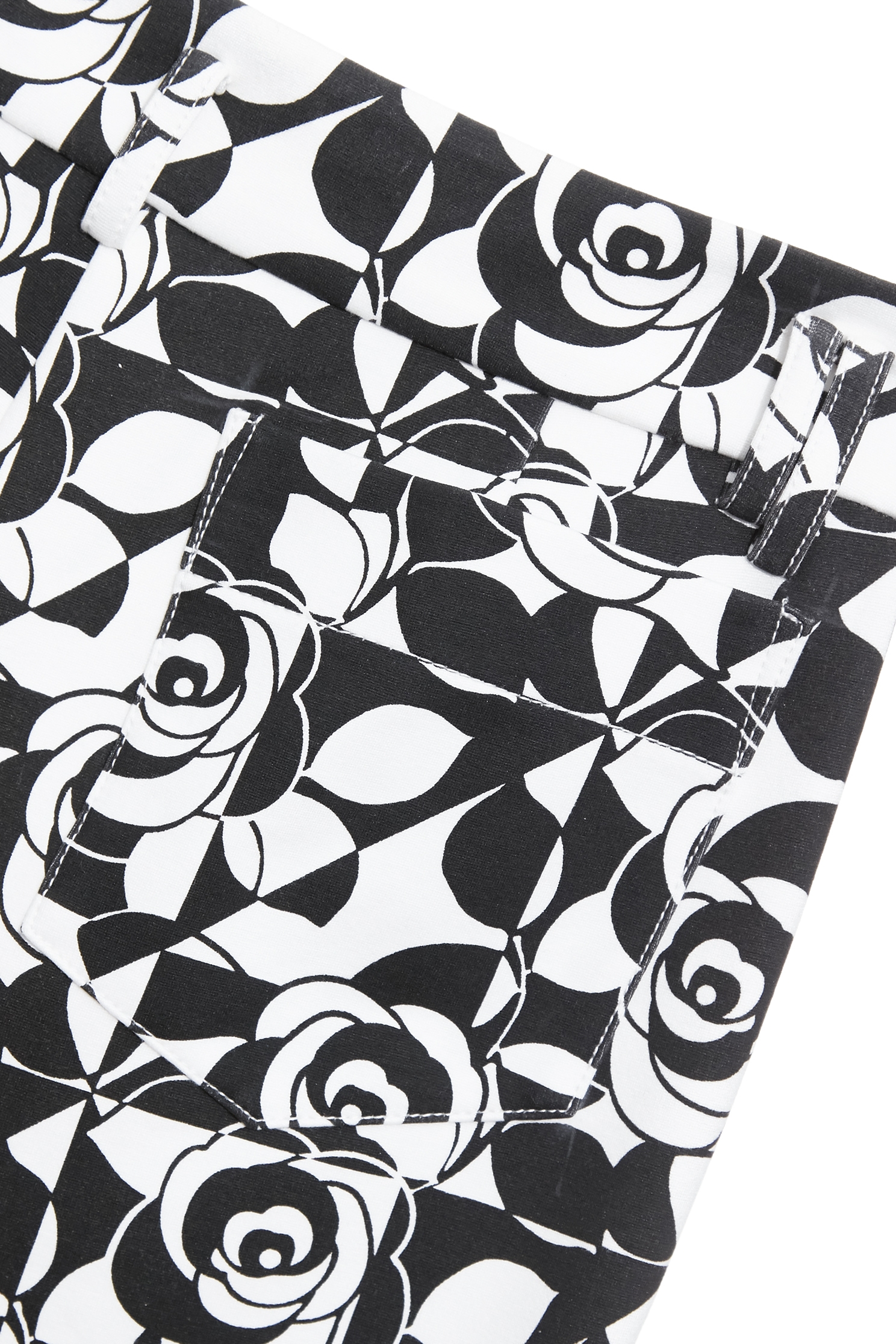 Rose Print Smart ShortsRose Print Smart Shorts,pearl,Shorts,Season (AW) Look,pants,Knitted