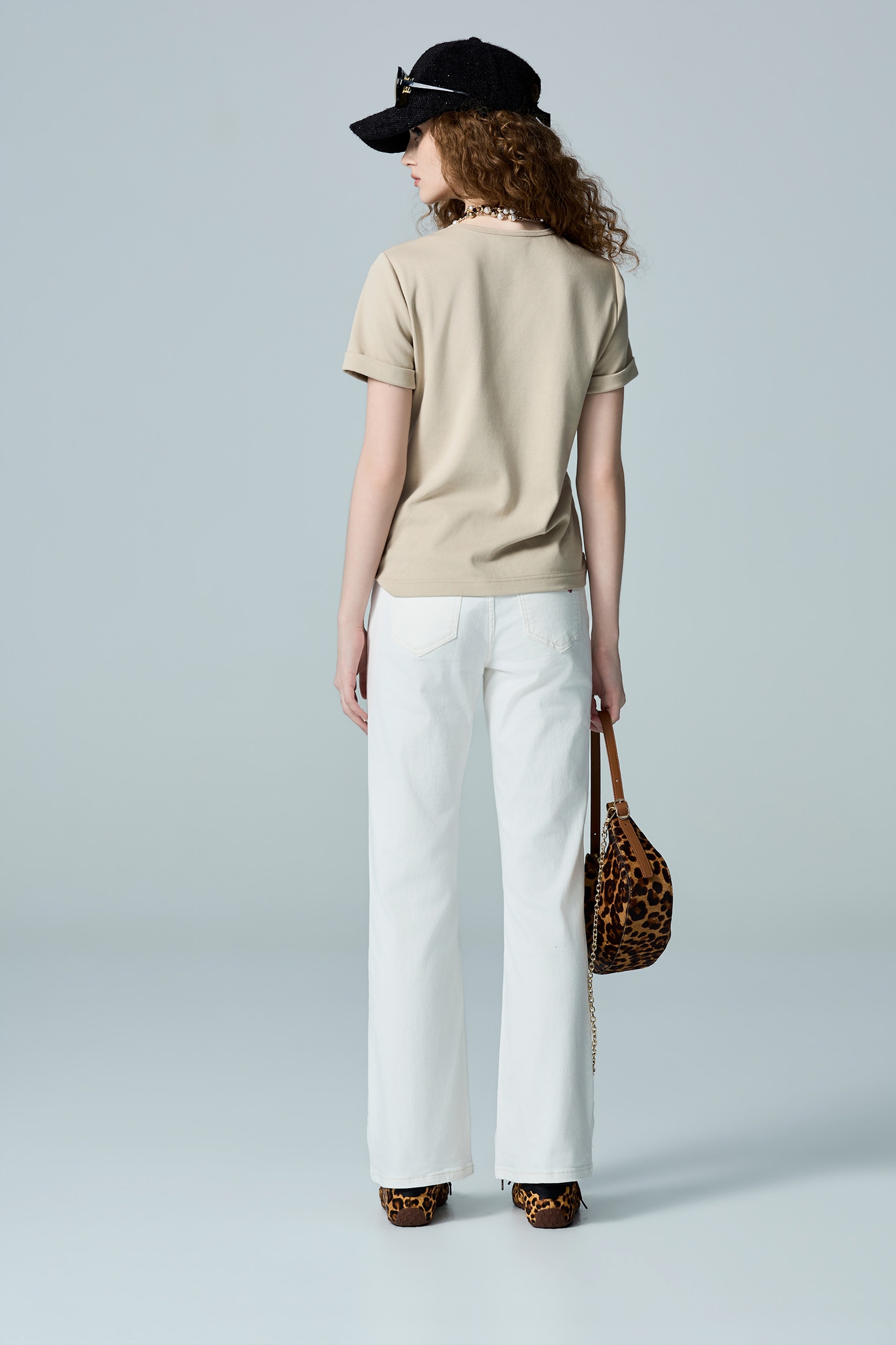 Minimalist White Boot Leg JeansMinimalist White Boot Leg Jeans,Denim,Jeans,White pants,Season (AW) Look,Embroidered,pants