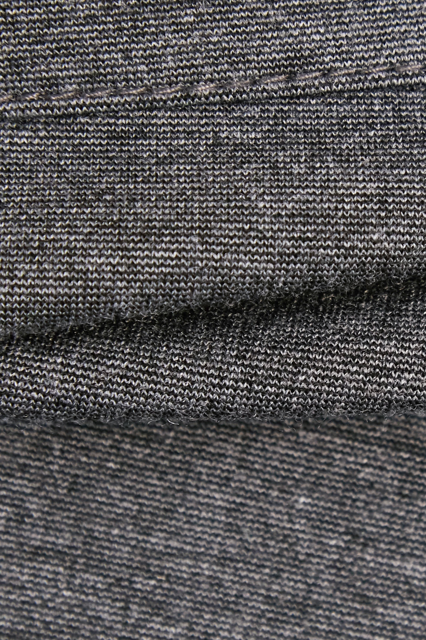 R Embroidery Logo Grey ShortsR Embroidery Logo Grey Shorts,Office Looks,Embroidered,Shorts,Season (AW) Look,Valentine