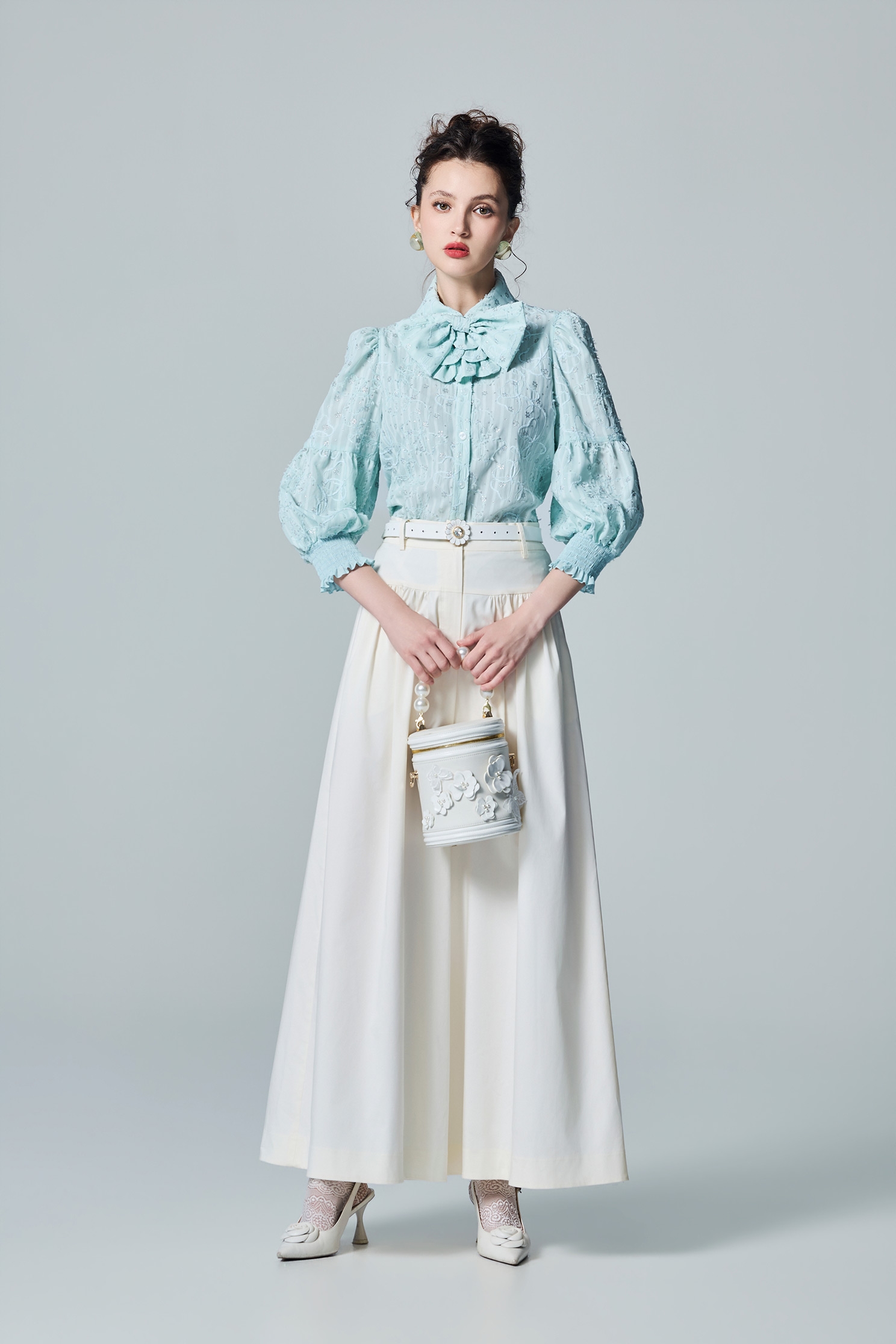 Gathered Detail Wide Leg PantsGathered Detail Wide Leg Pants,Culottes,White pants,Season (AW) Look,bows,pants