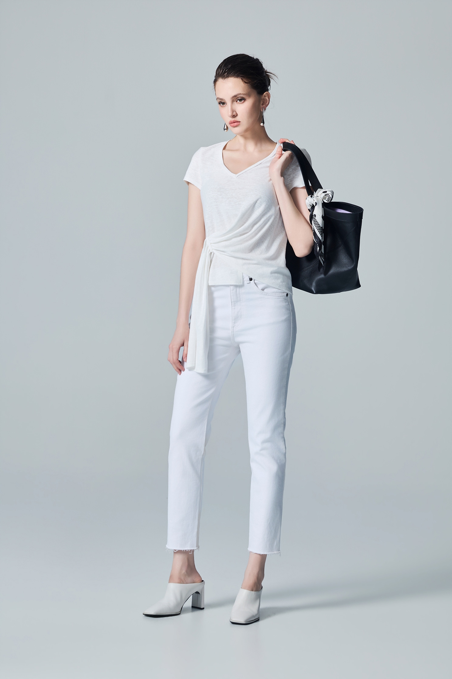 Slim Fit Leopard Embroidery JeansSlim Fit Leopard Embroidery Jeans,Embroidered,Denim,Jeans,White pants,Season (AW) Look,Skinny pants,pants