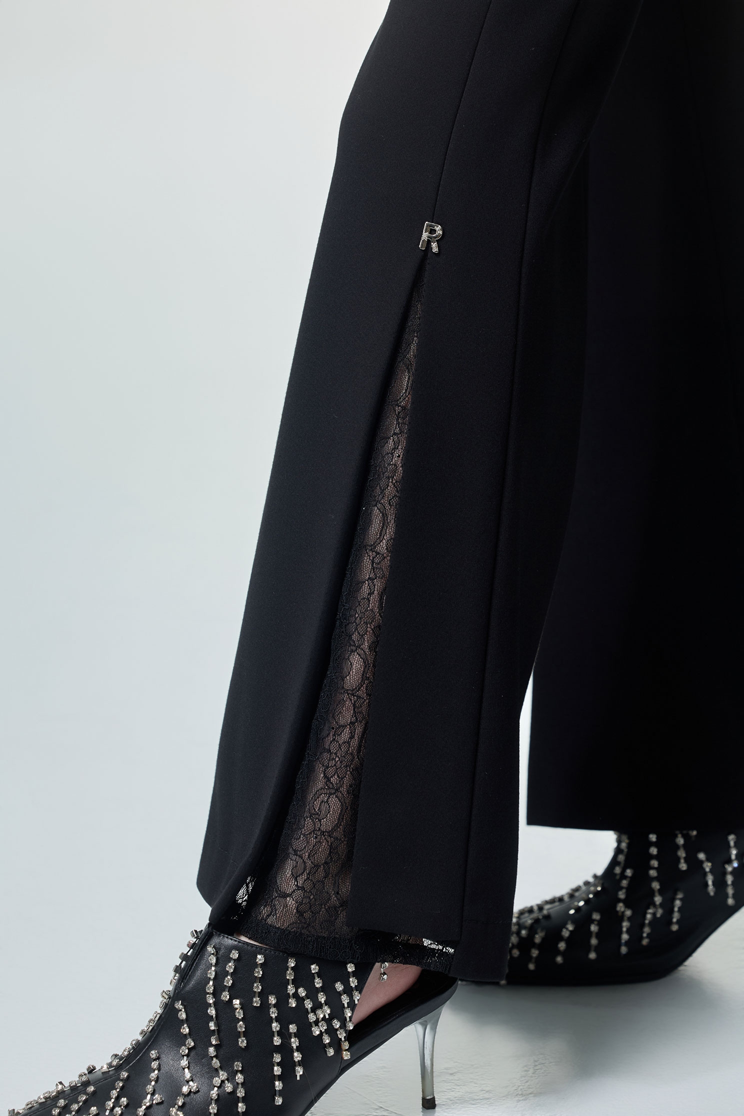 Lace Detail Side Slit Black PantsLace Detail Side Slit Black Pants,Office Looks,Bell-bottoms,pearl,Season (AW) Look,Lace,Bell-bottoms,Black trousers