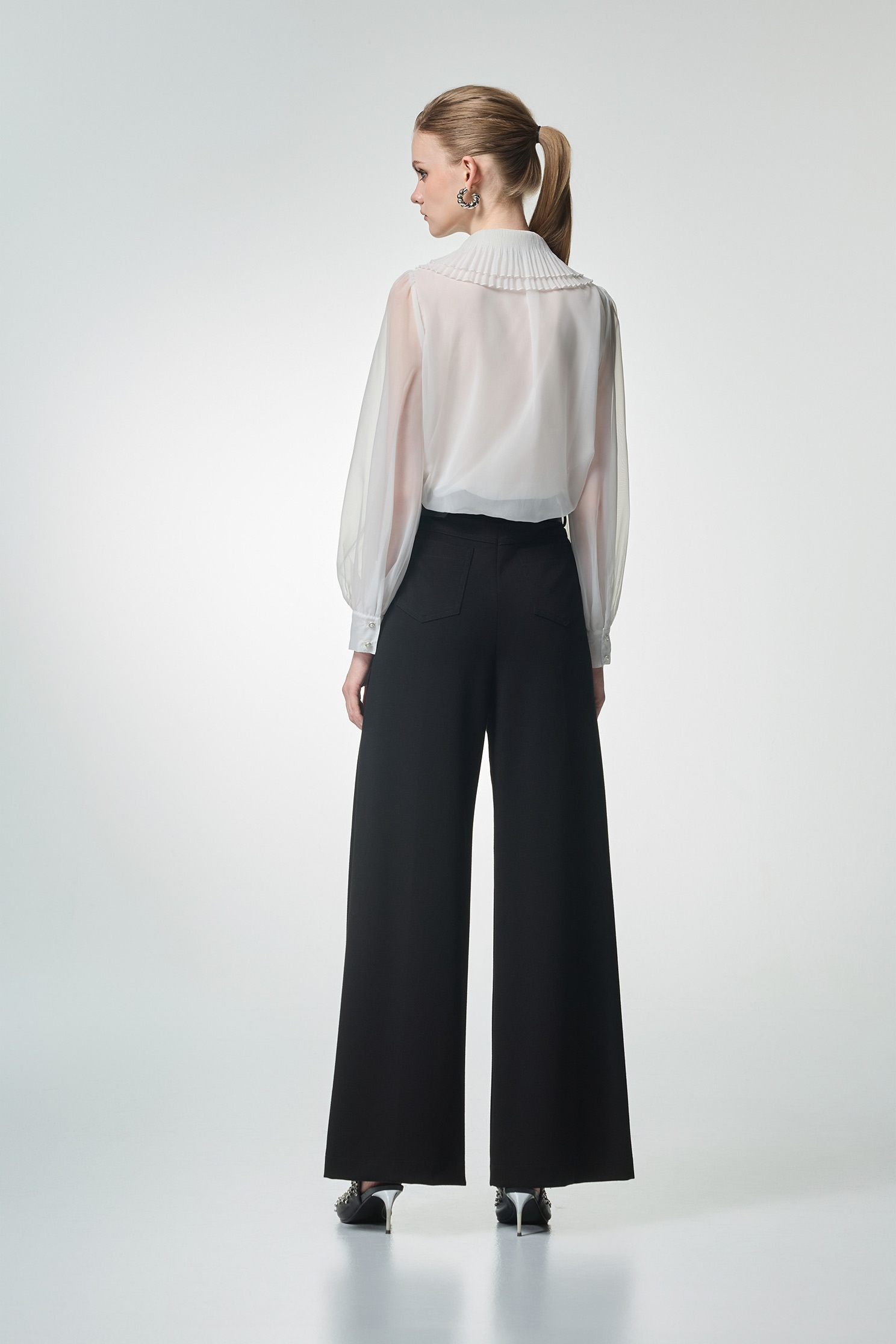 Jet Black Wide Leg PantsJet Black Wide Leg Pants,Office Looks,Culottes,Season (AW) Look,Culottes,Black trousers