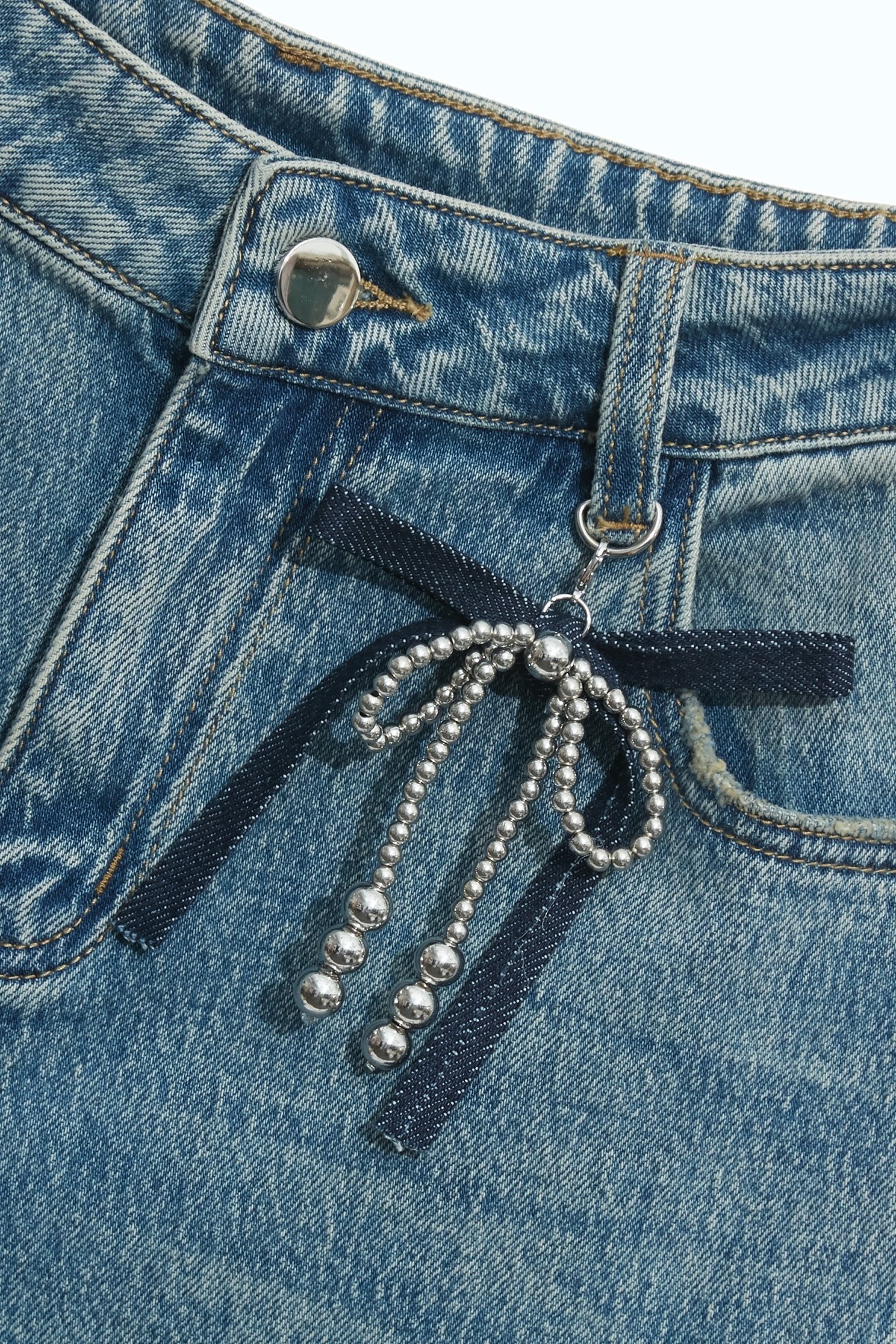 Bow Charm Detail JeansBow Charm Detail Jeans,Embroidered,Denim,Jeans,Season (AW) Look,bows,pants