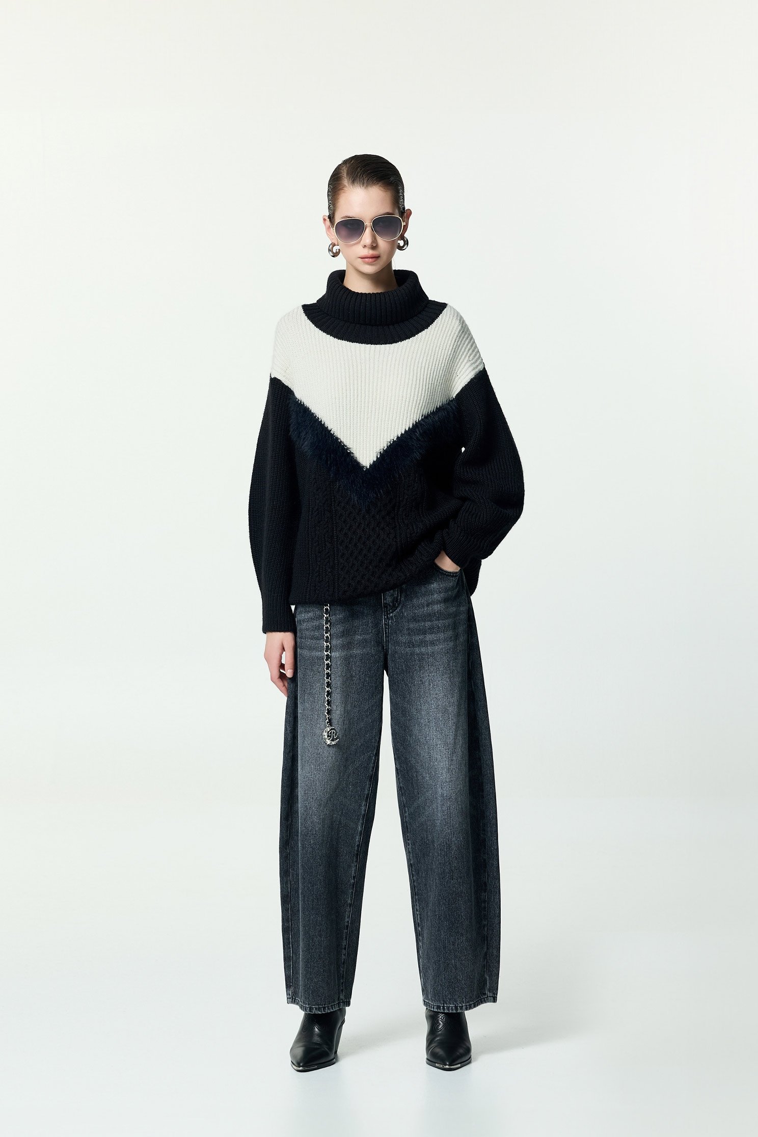 Washed Effects Baggy Curve JeansWashed Effects Baggy Curve Jeans,Denim,Jeans,Season (AW) Look,pants,Black jeans,Black pants