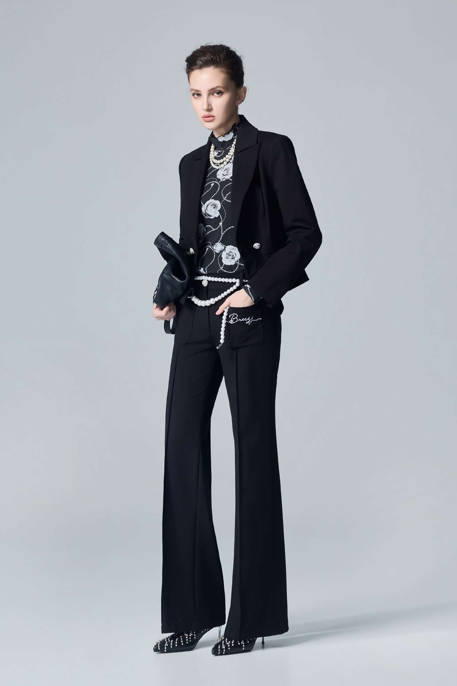 Jet Black Boot Leg PantsJet Black Boot Leg Pants,Embroidered,Bell-bottoms,Season (AW) Look,pants,Black pants