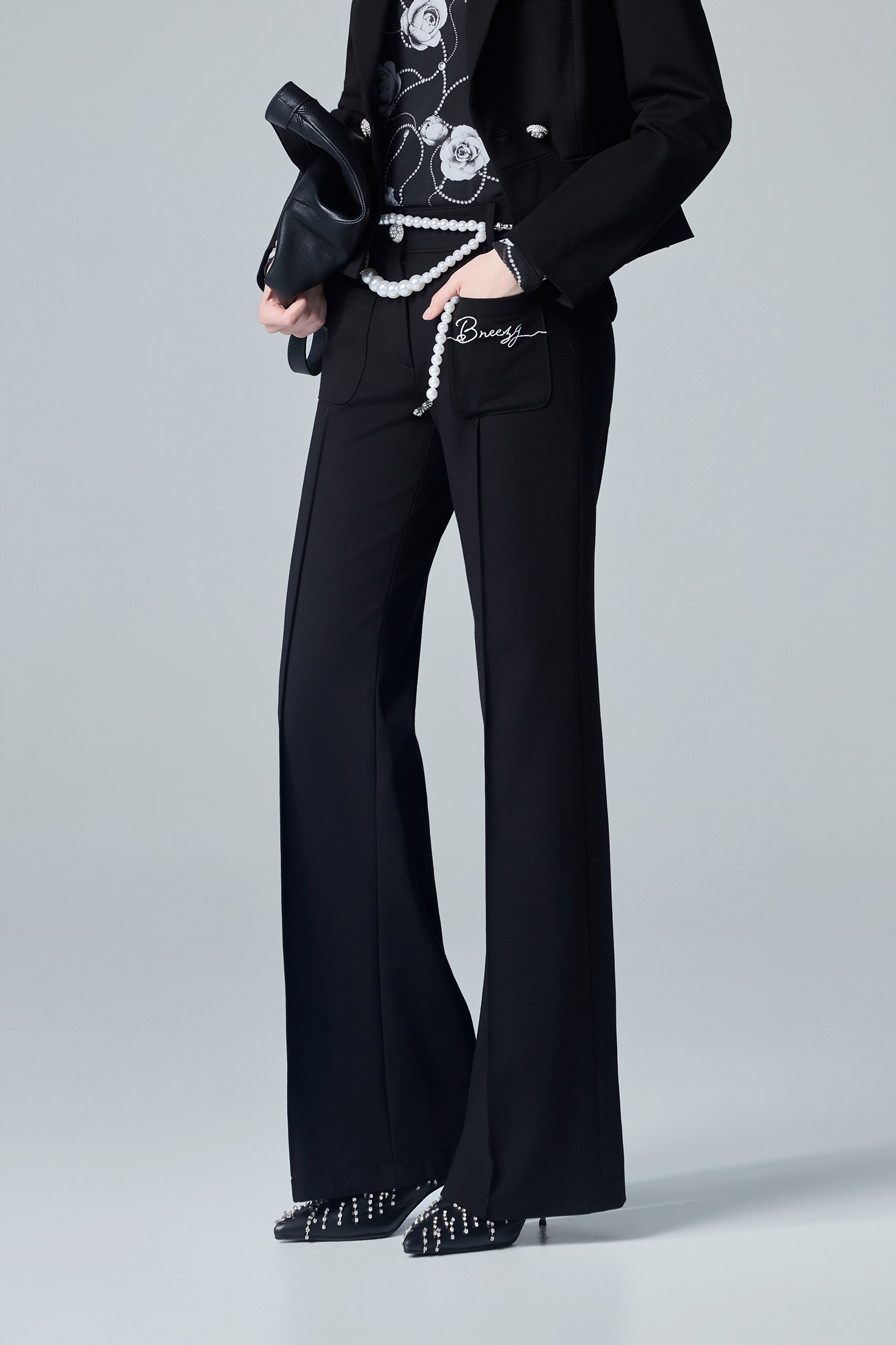 Jet Black Boot Leg PantsJet Black Boot Leg Pants,Embroidered,Bell-bottoms,Season (AW) Look,pants,Black pants