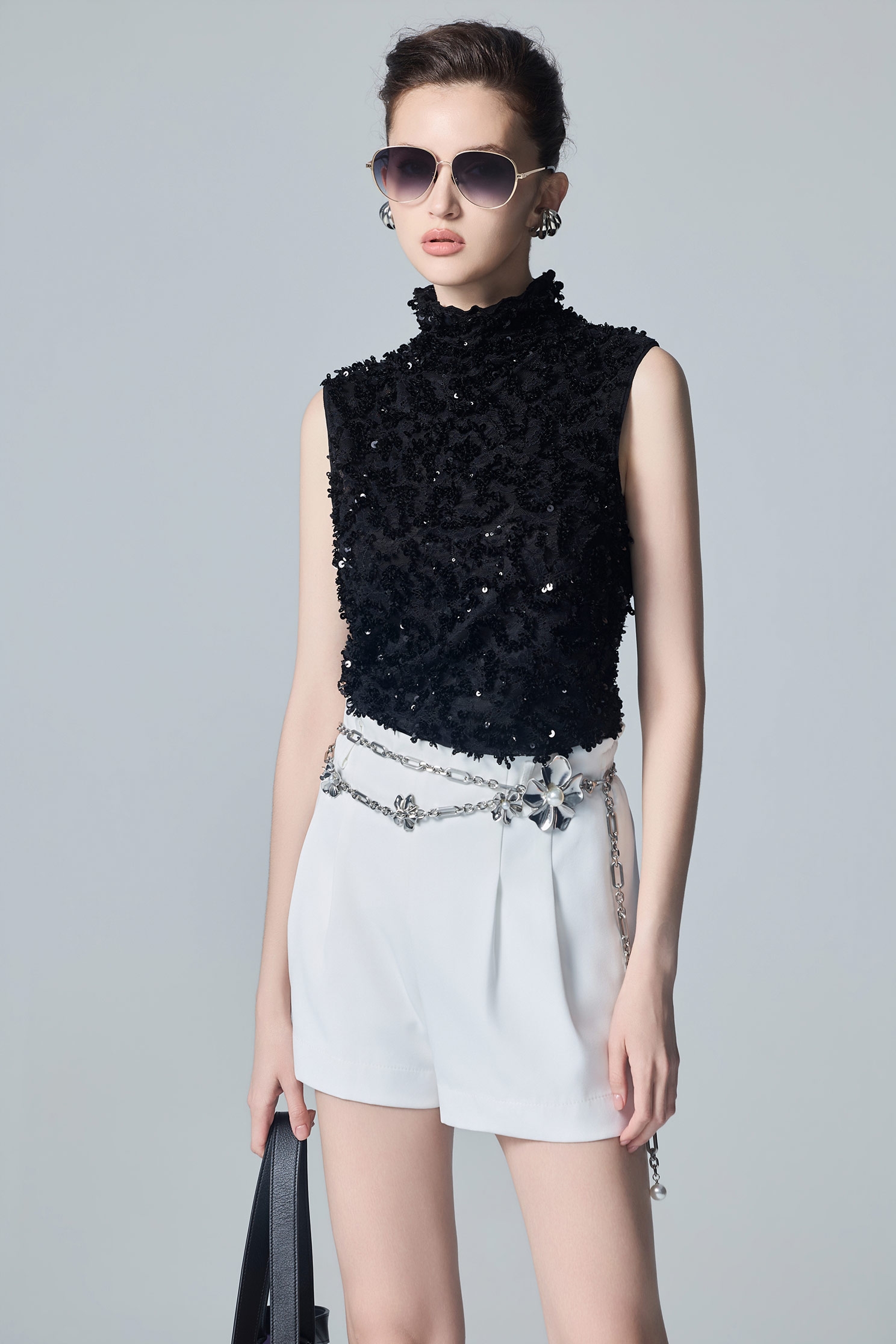 Classic Front Pleat ShortsClassic Front Pleat Shorts,White shorts,White pants,Shorts,Season (AW) Look,pants
