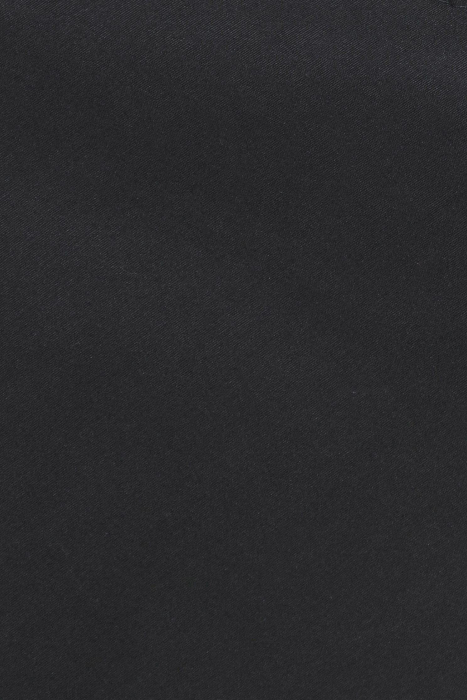 Basic Black ShortsClassic shorts with metal design,Shorts