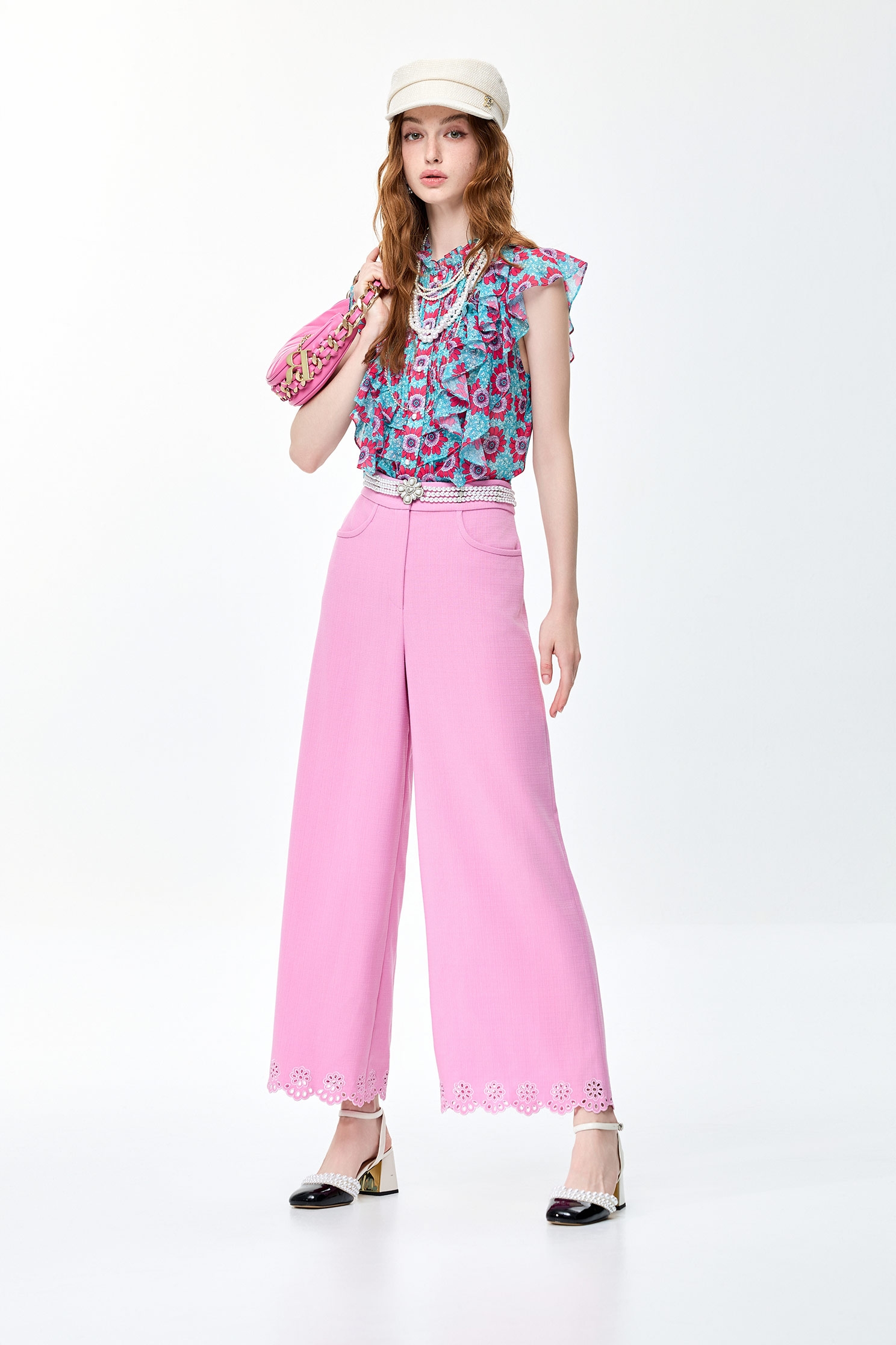 Pink Wide Leg Pants With Floral Embroidery DetailPink Wide Leg Pants With Floral Embroidery Detail,Embroidered,Culottes,Season (SS) Look,Culottes