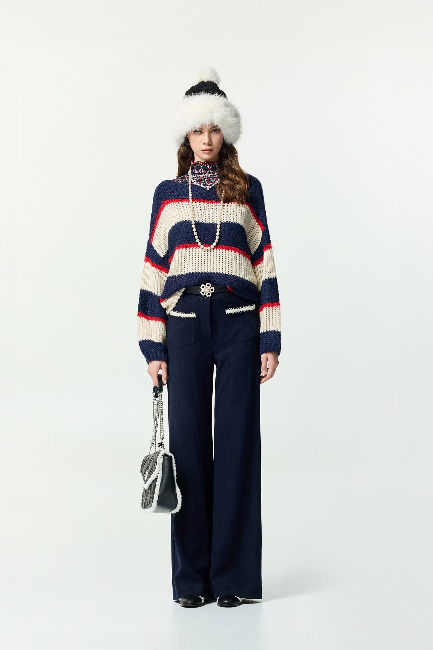 Navy Pants With Contrast White Pocket Trim DetailNavy Pants With Contrast White Pocket Trim Detail,Office Looks,Culottes,Season (AW) Look,Valentine,Culottes