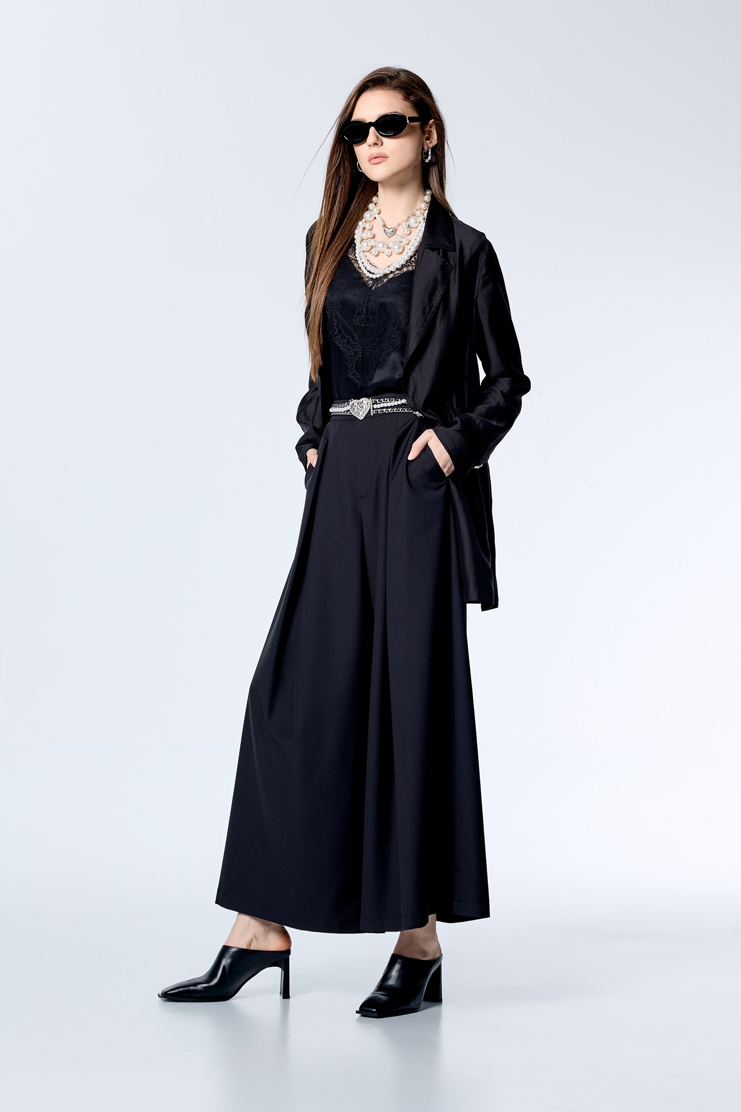 Wide Leg Pleated PantsWide Leg Pleated Pants,Culottes,Season (SS) Look,Back To Classic,Culottes,Back To B/W