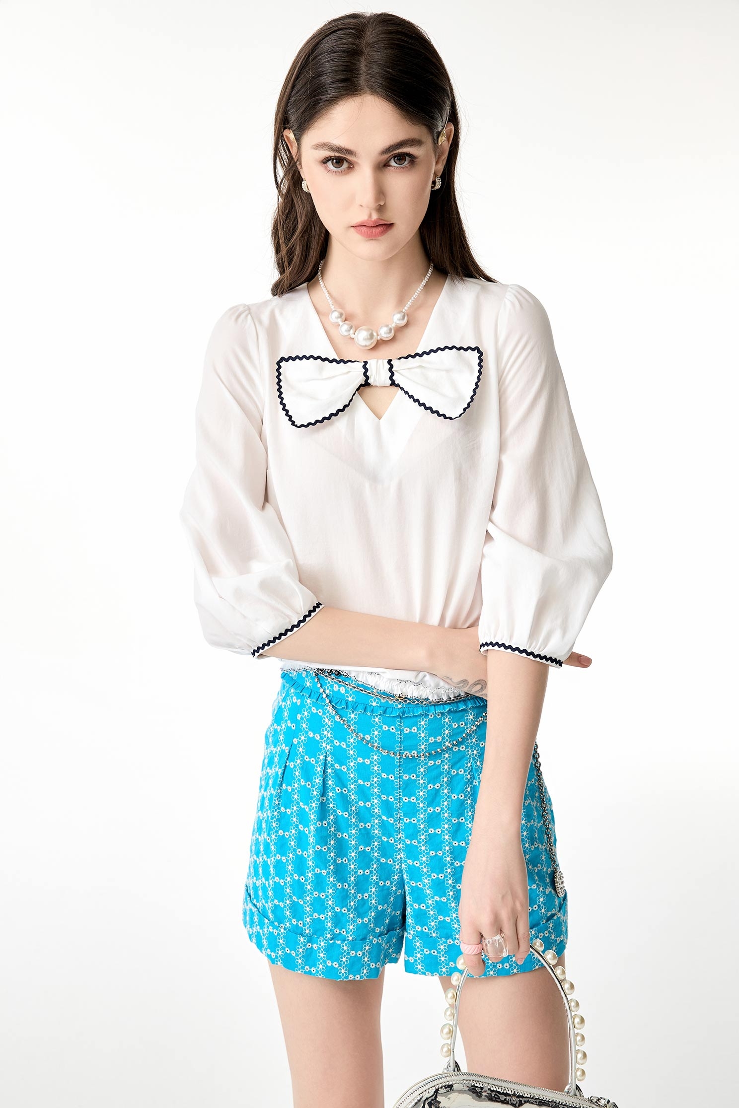 Full Floral Embroidery Blue ShortsFull Floral Embroidery Blue Shorts,Embroidered,Season (SS) Look,Shorts