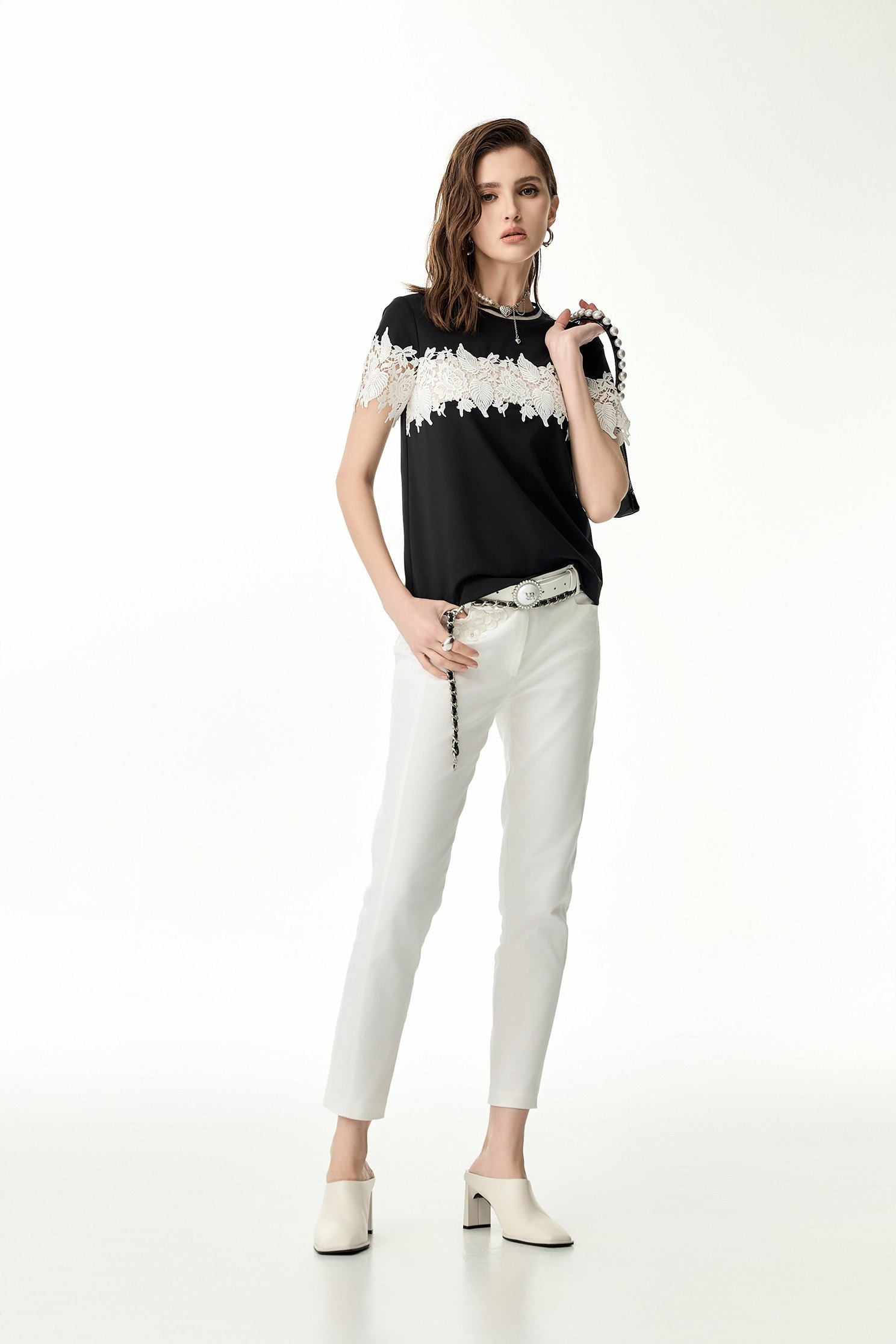 Floral Detail Slim Fit PantsFloral Detail Slim Fit Pants,Season (SS) Look,pearl,Skinny pants,pants