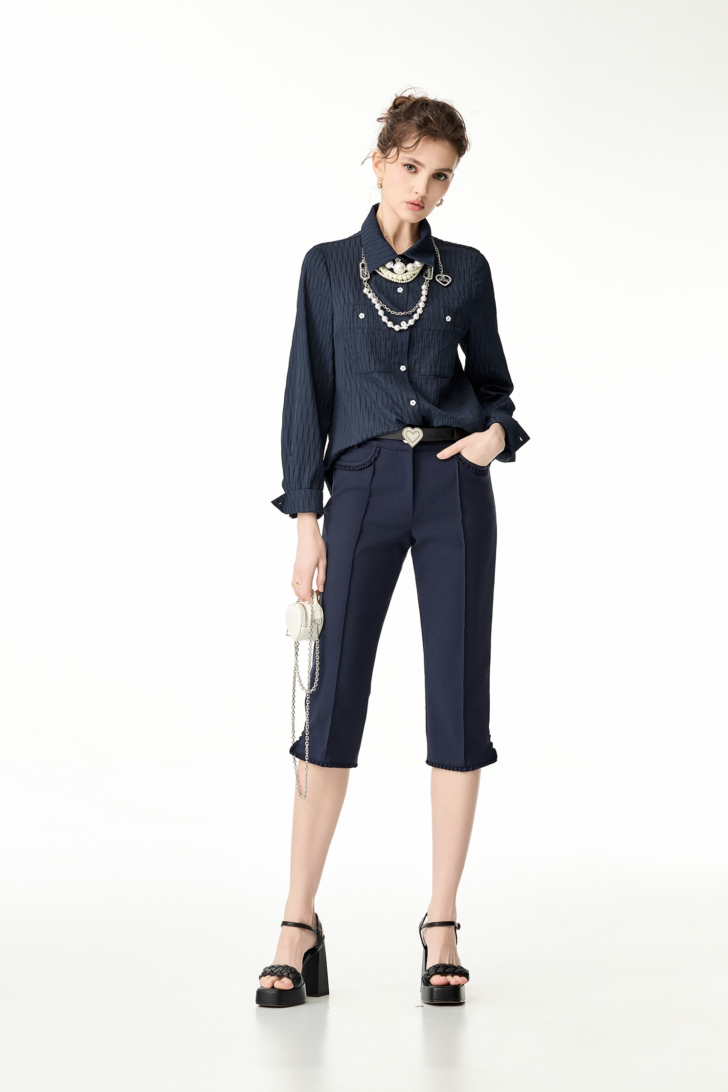 Navy Capri PantsNavy Capri Pants,Season (SS) Look,Skinny pants,Skinny pants