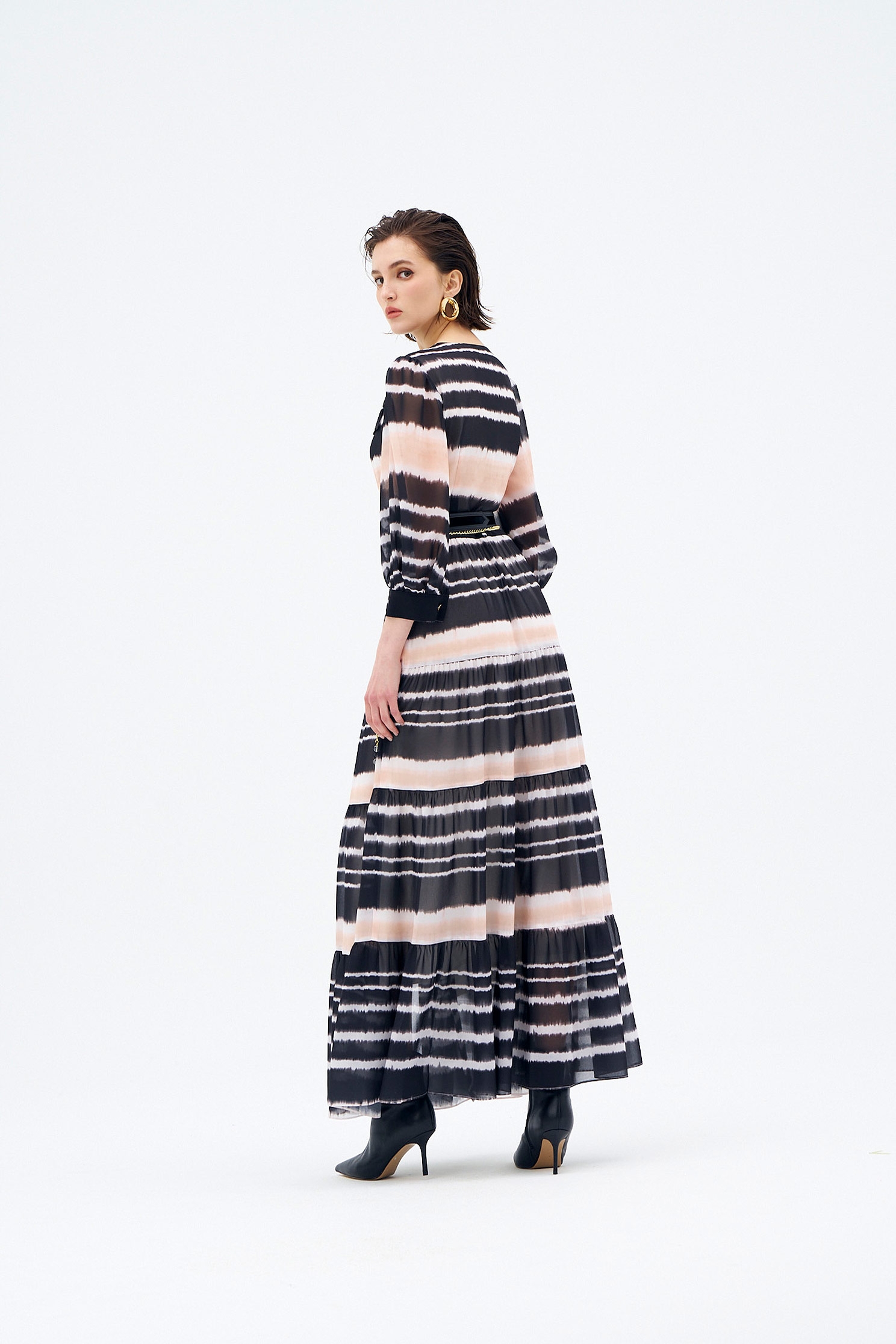 Button Front Gradient Stripe Maxi Dress雙色綁染感印花雪紡長洋裝,Shirt dresses,Season (AW) Look
