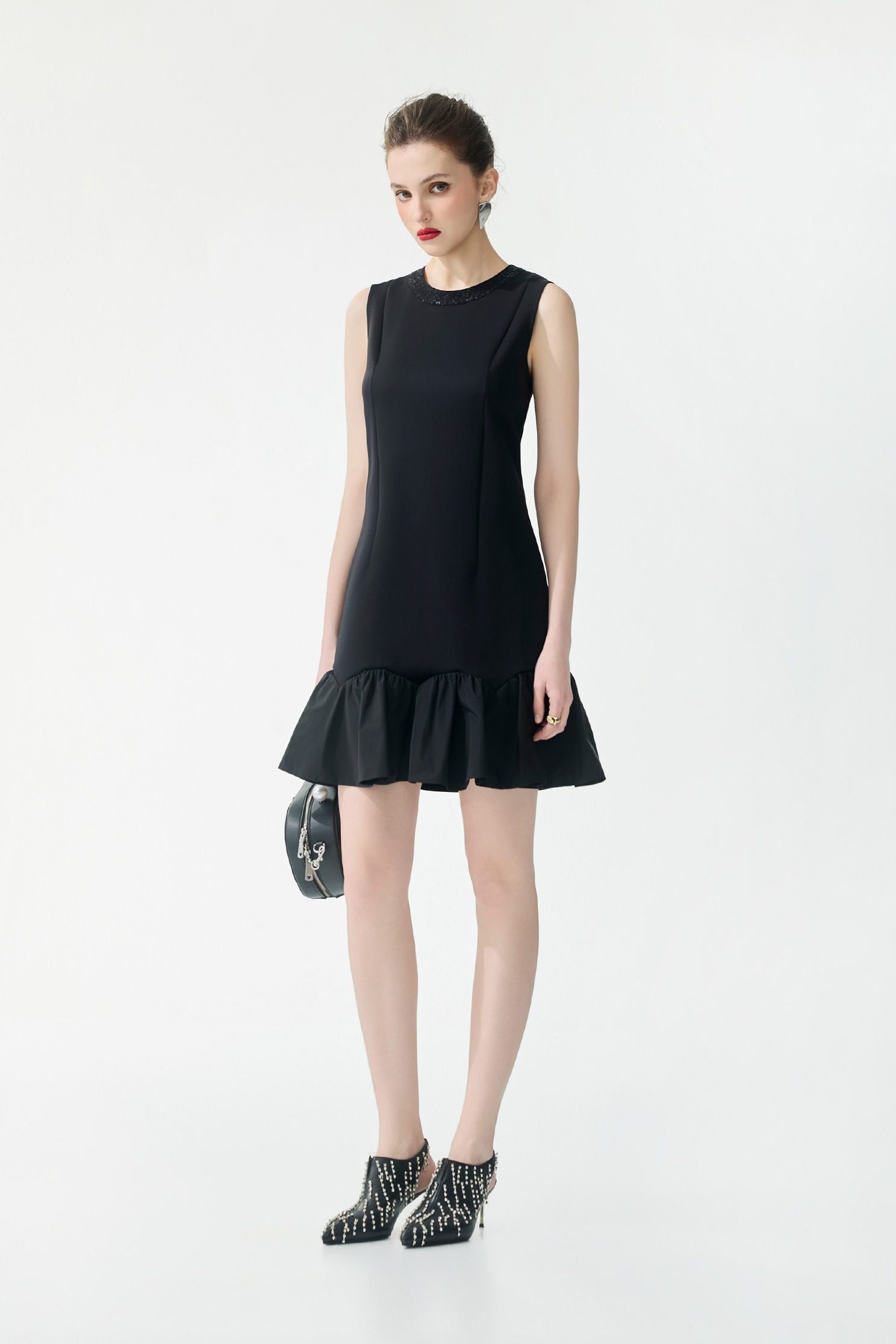 Taffeta Ruffle Detail Sleeveless DressTaffeta Ruffle Detail Sleeveless Dress,Dresses,Season (SS) Look,Black dresses