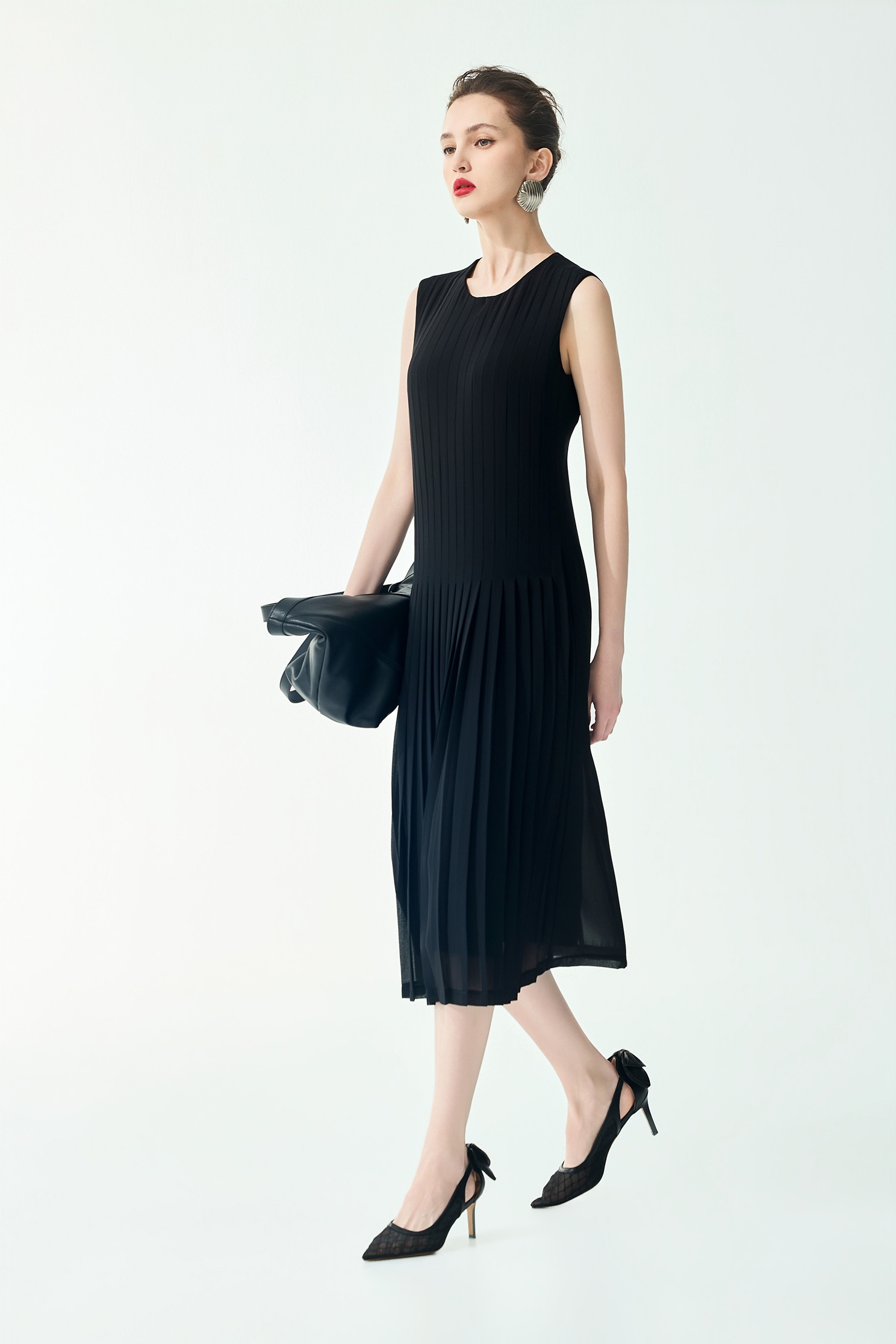 Pleated Sleeveless DressPleated Sleeveless Dress,Dresses,sleeveless tops,Season (SS) Look,sleeveless tops,Chiffon,Black dresses