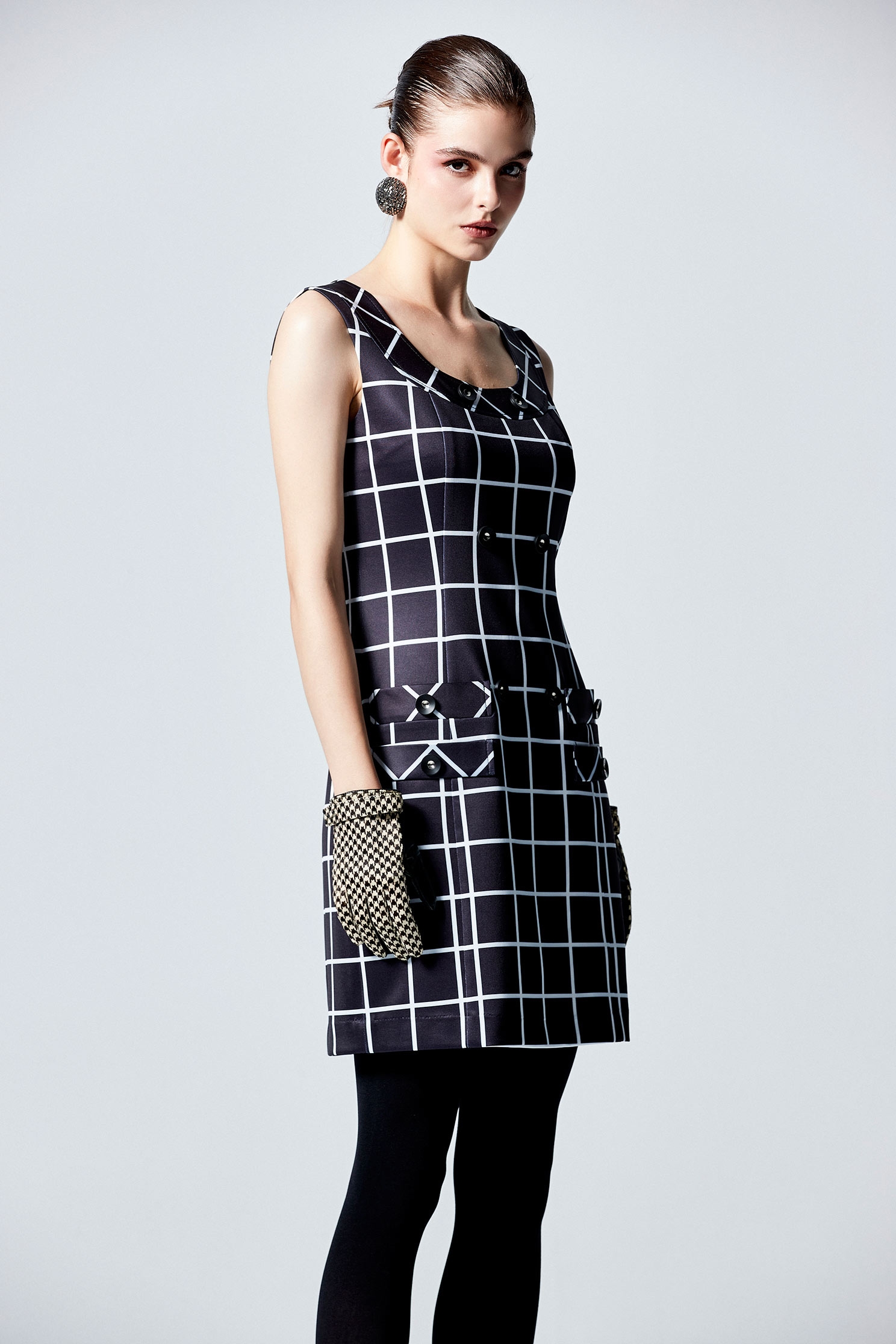 Sleeveless Checkered Short DressSleeveless Checkered Short Dress,Dresses,Season (AW) Look