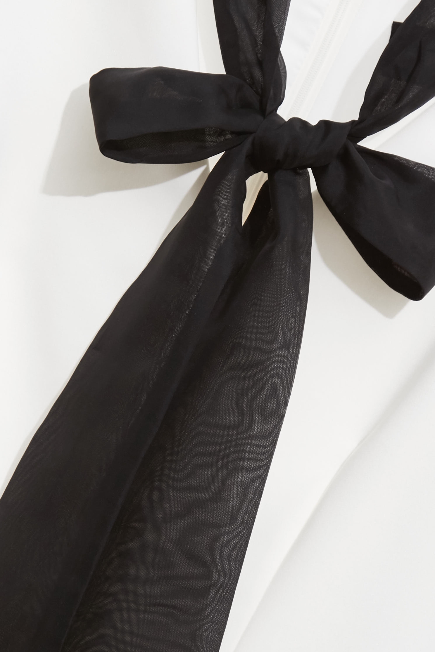 Contrast Black Scarf Short Sleeve DressContrast Black Scarf Short Sleeve Dress,Dresses,White dresses,Season (AW) Look