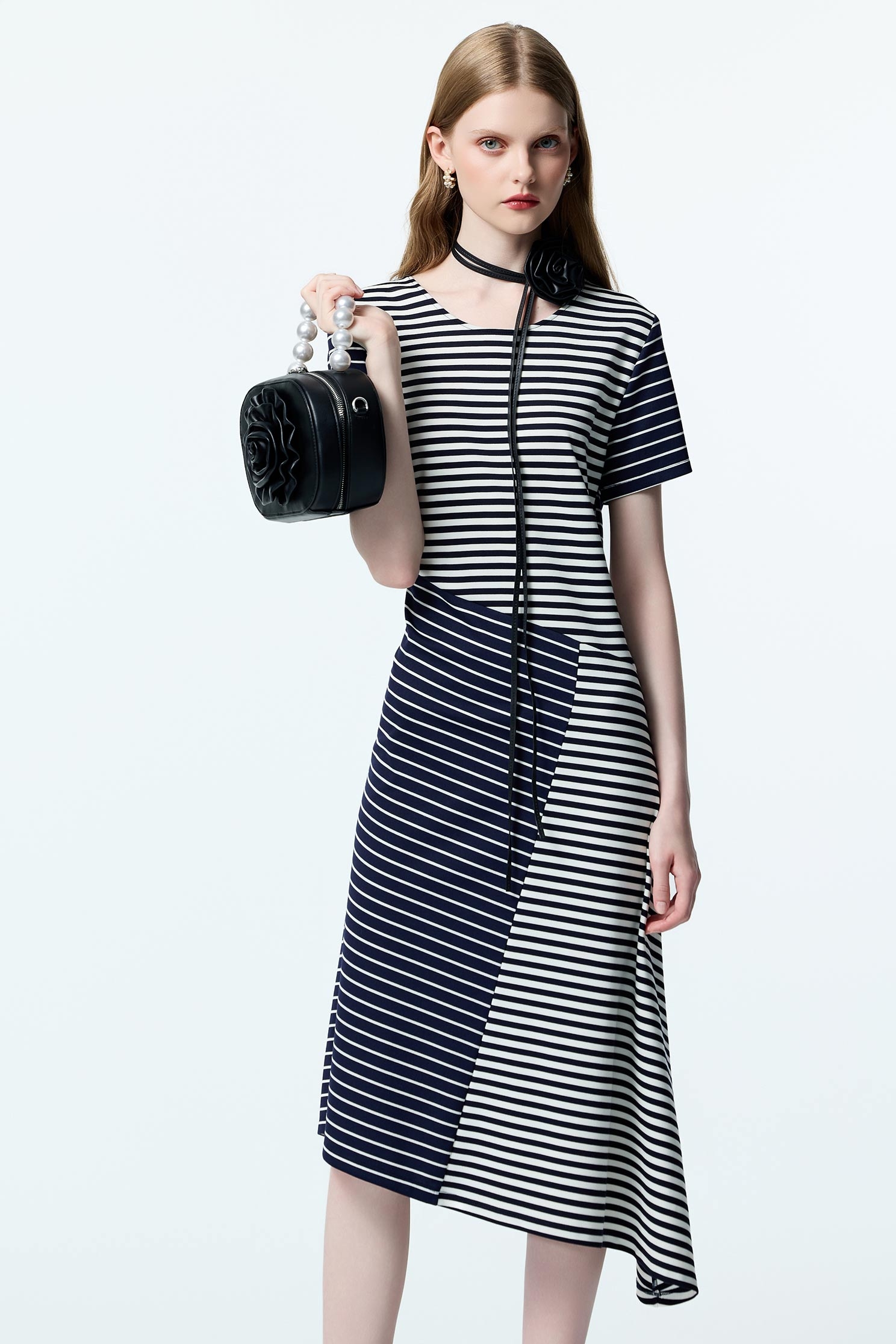 Asymmetric Patchwork Short Sleeve DressAsymmetric Patchwork Short Sleeve Dress,Dresses,Stripe,Season (AW) Look