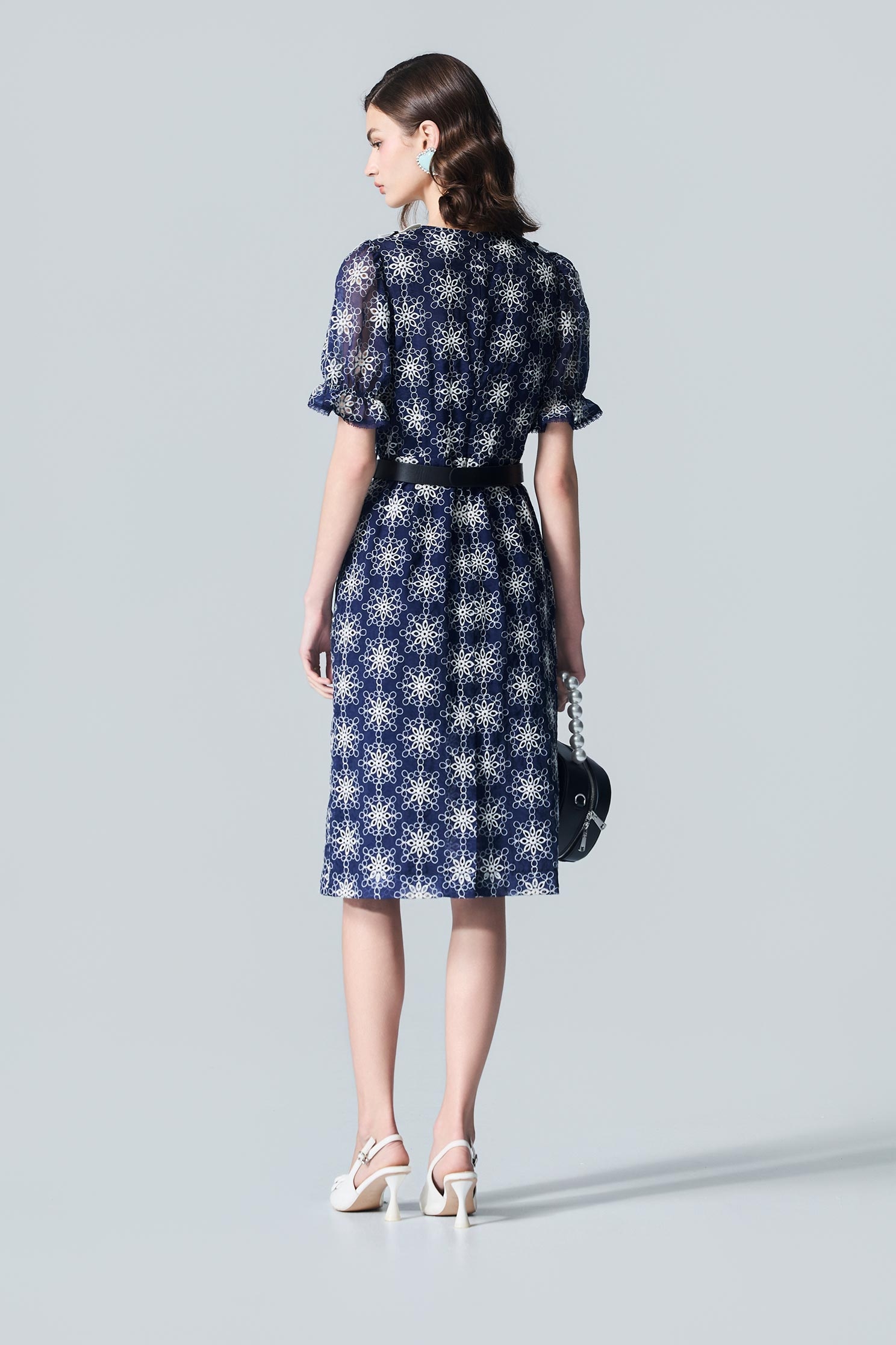 Bow Detail Floral Embroidery Short Sleeve DressBow Detail Floral Embroidery Short Sleeve Dress,Dresses,Embroidered,Season (AW) Look