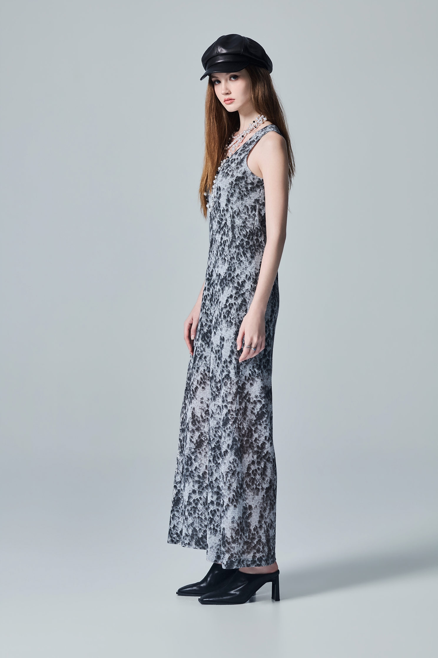 Charcoal Leopard Ink Print Style Sleeveless DressCharcoal Leopard Ink Print Style Sleeveless Dress,Dresses,Knitted dresses,Season (AW) Look,sleeveless tops,Knitted,Knitted dresses,Knitted tops