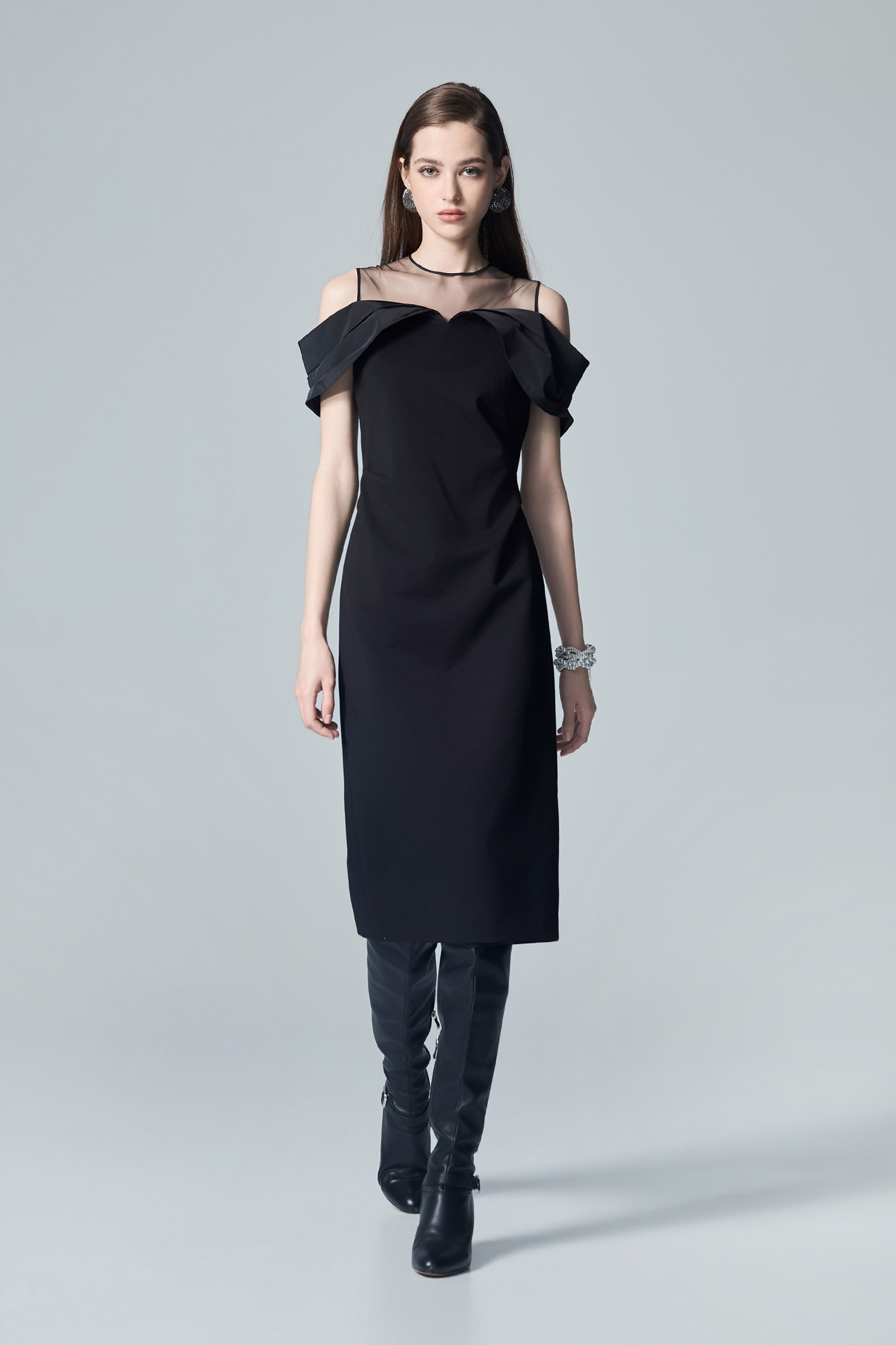 Classic Cold Shoulder Sheath DressClassic Cold Shoulder Sheath Dress,boatneckdresses,Dresses,Chiffon dresses,Sleeveless dresses,Season (AW) Look,Tulle skirts,Chiffon dresses,Black dresses