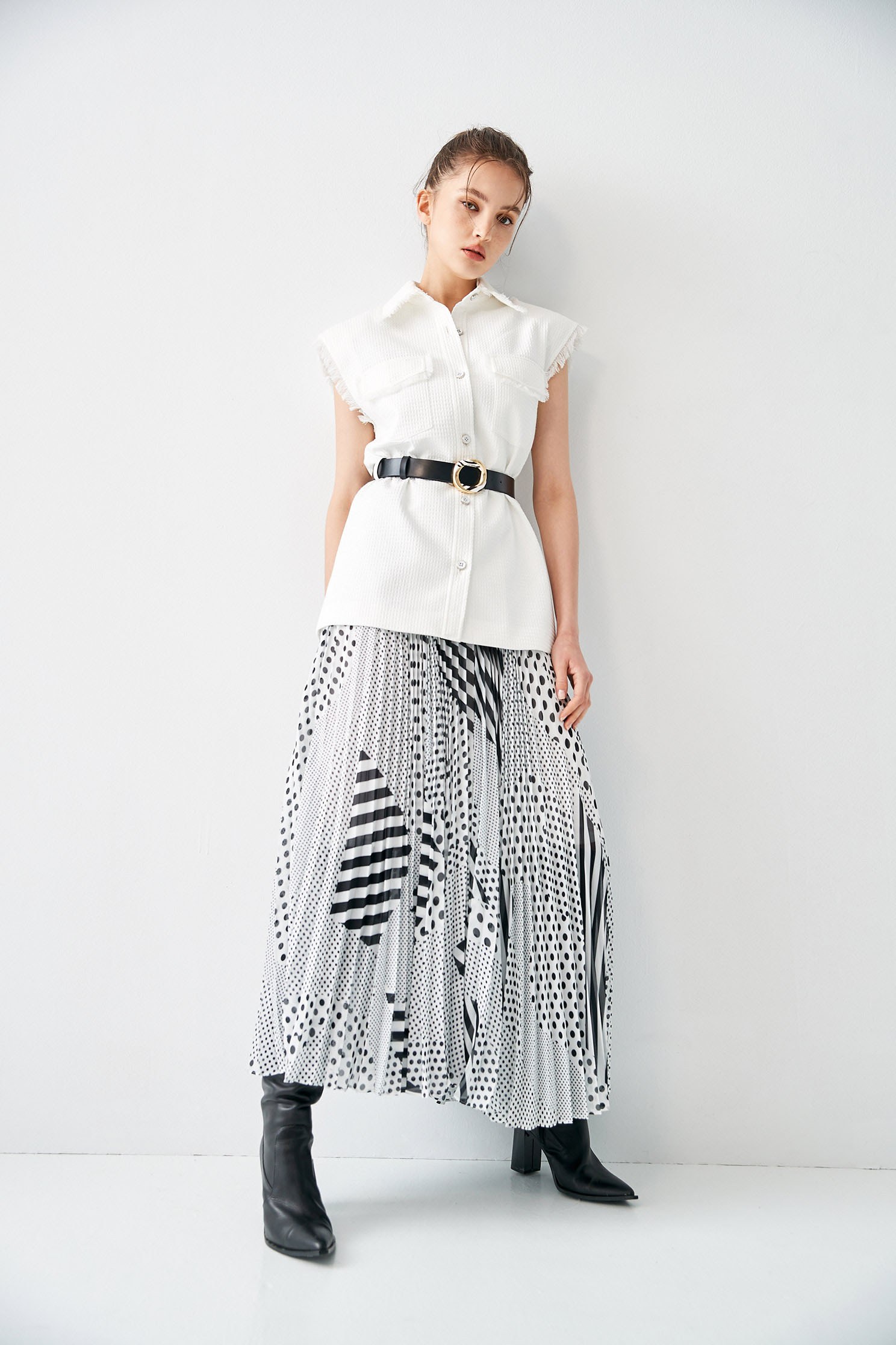 Contrast Dotted With Stripe Printed DressBlack and white dot chiffon long dress,Dresses,Printed dresses,Chiffon dresses,Season (SS) Look,mothergift,dotcollection,White dresses,iROO LIVE,sleeveless tops,Cutwork details dresses,dresses,Long sleeve dresses,Chiffon,Chiffon dresses