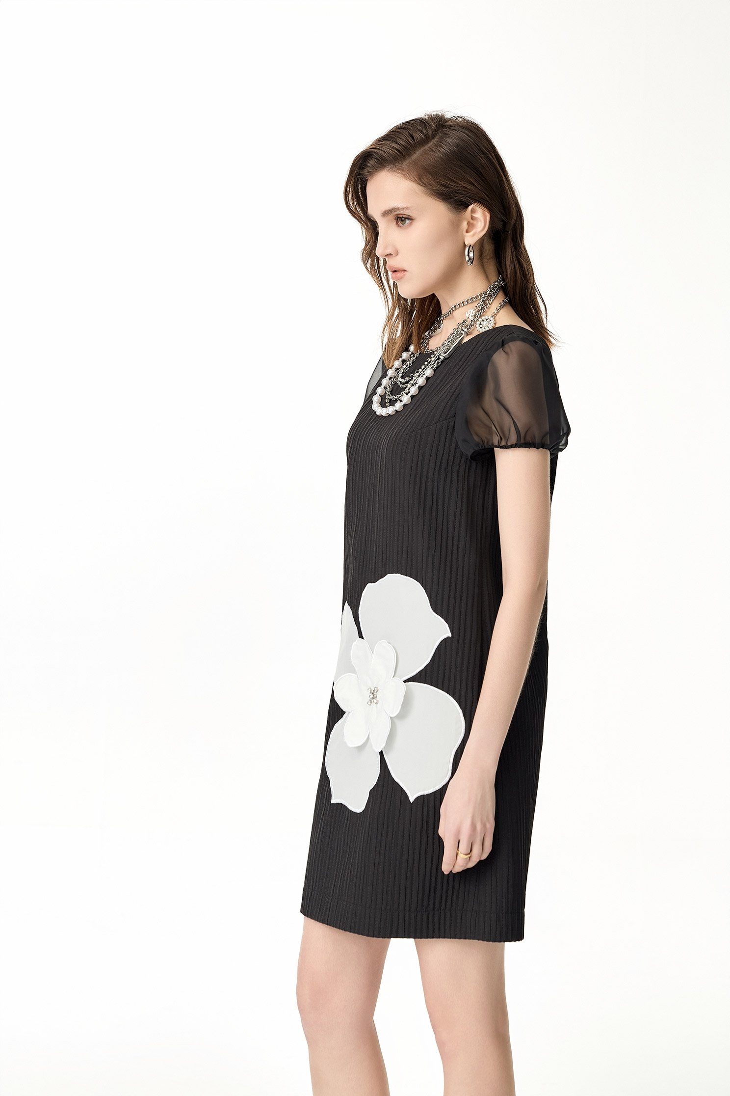 Contrast Floral Detail Short DressContrast Floral Detail Short Dress,Dresses,Season (SS) Look,blossoms