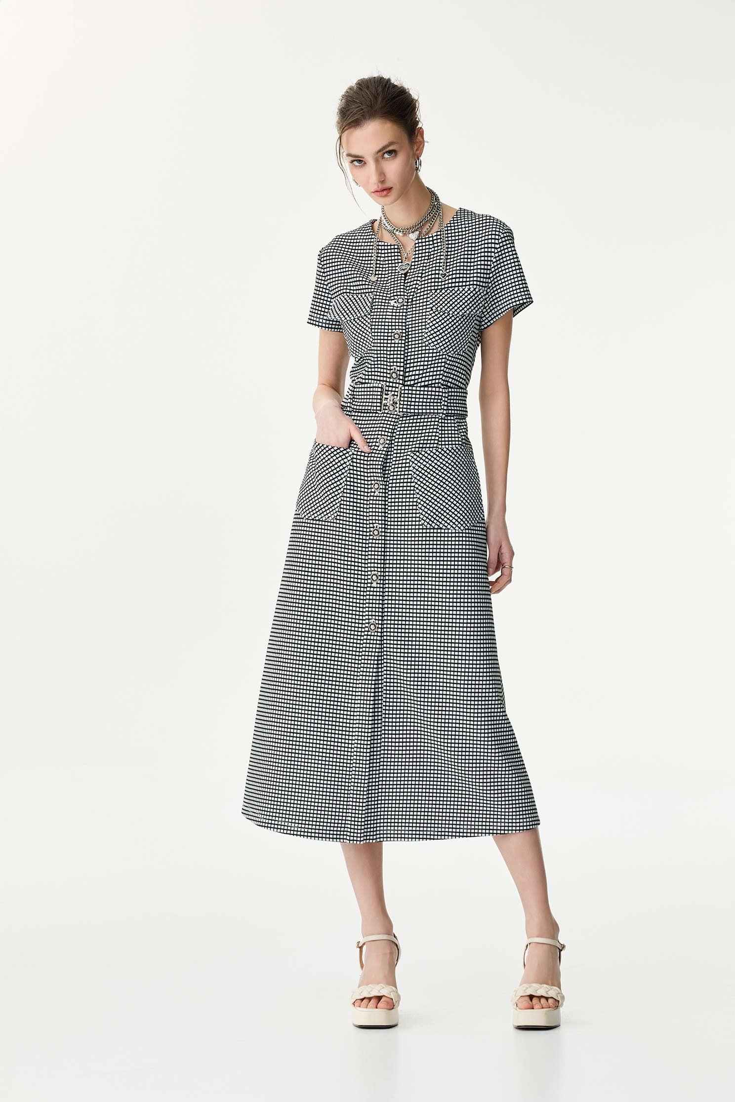 Short Sleeve Plaid Button Front DressShort Sleeve Plaid Button Front Dress,Dresses,Season (SS) Look,Belts,Maxi dresses,Black dresses