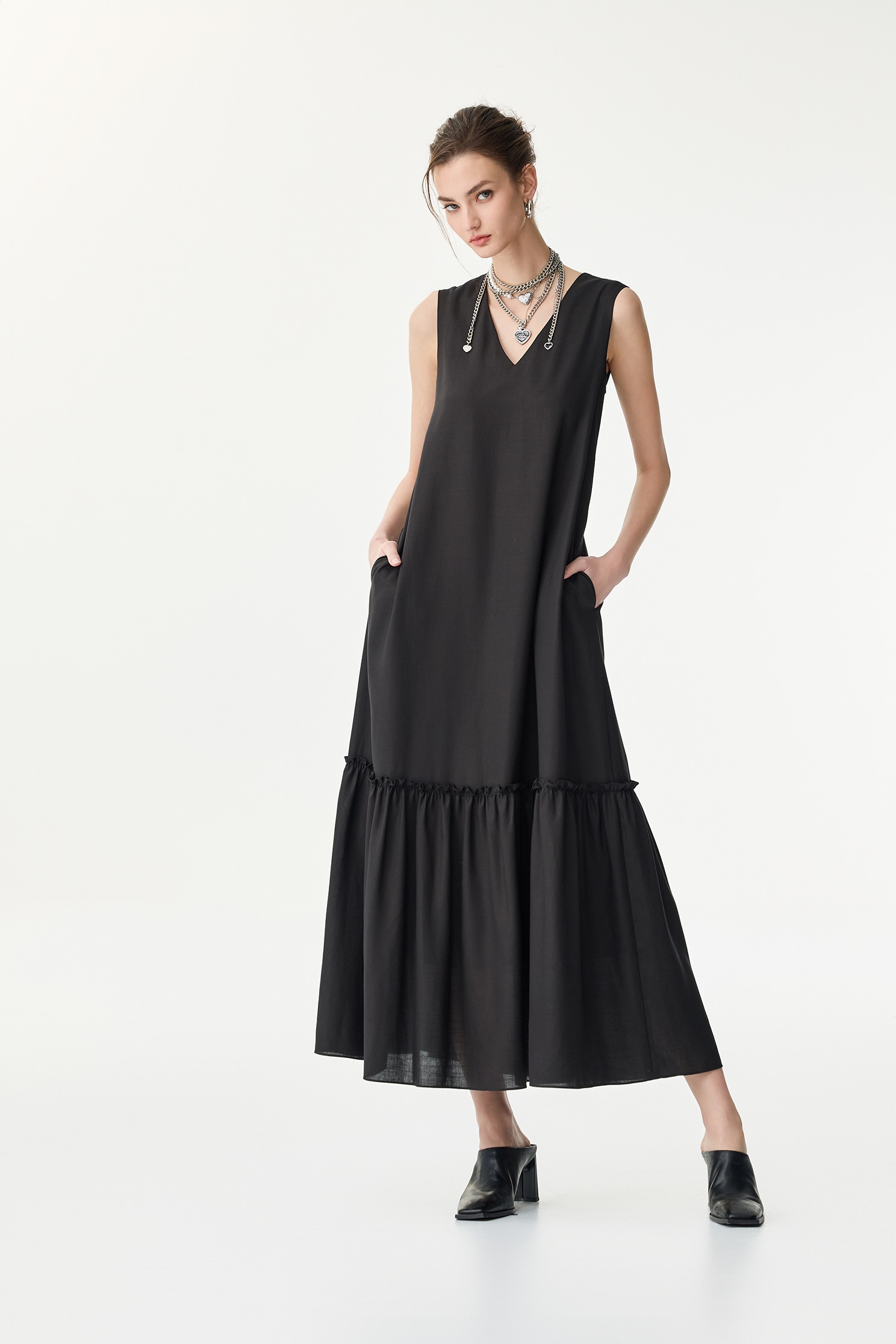 Sleeveless Linen Maxi DressSleeveless Linen Maxi Dress,V-neck dresses,Dresses,Season (SS) Look,Maxi dresses,Black dresses