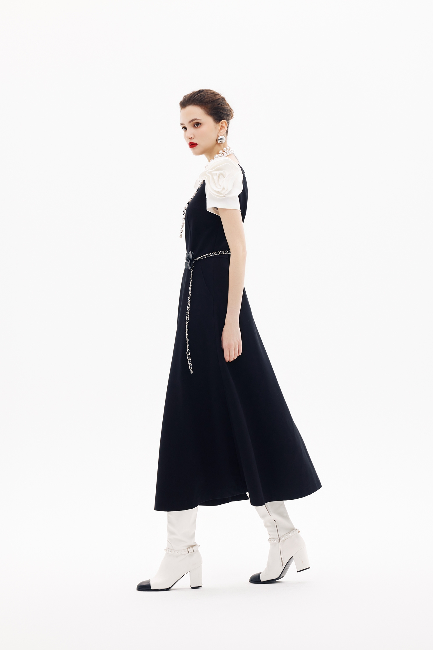 3-D Floral Sleeve Detail Maxi Dress3-D Floral Sleeve Detail Maxi Dress,Dresses,bestselling,Season (SS) Look,Black dresses