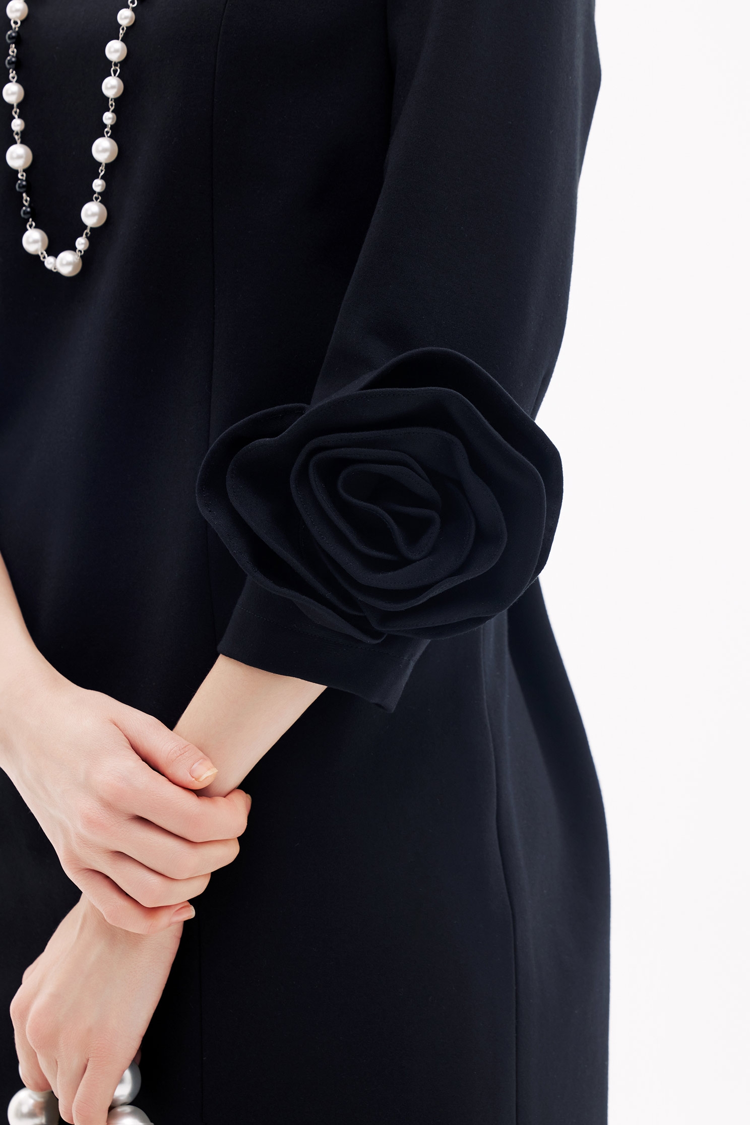 3-D Floral Sleeve Cuff Detail Shift Dress3-D Floral Sleeve Cuff Detail Shift Dress,Dresses,Season (SS) Look,simple outfits,Black dresses