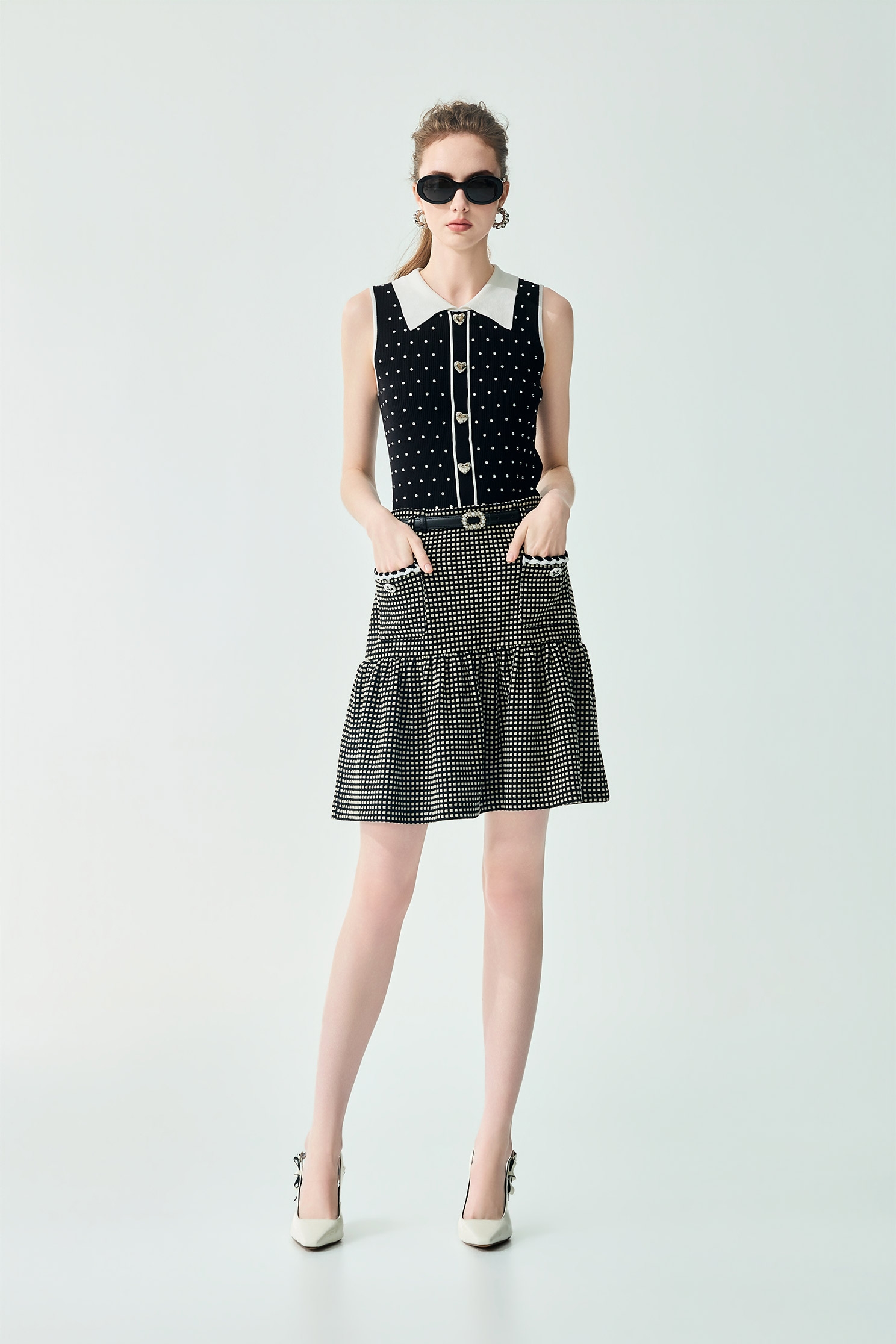 Contrast Collar Sequin Detail Knit VestContrast Collar Sequin Detail Knit Vest,sleeveless tops,Season (SS) Look,White tops,sleeveless tops,Knitted,Knitted tops,Black tops