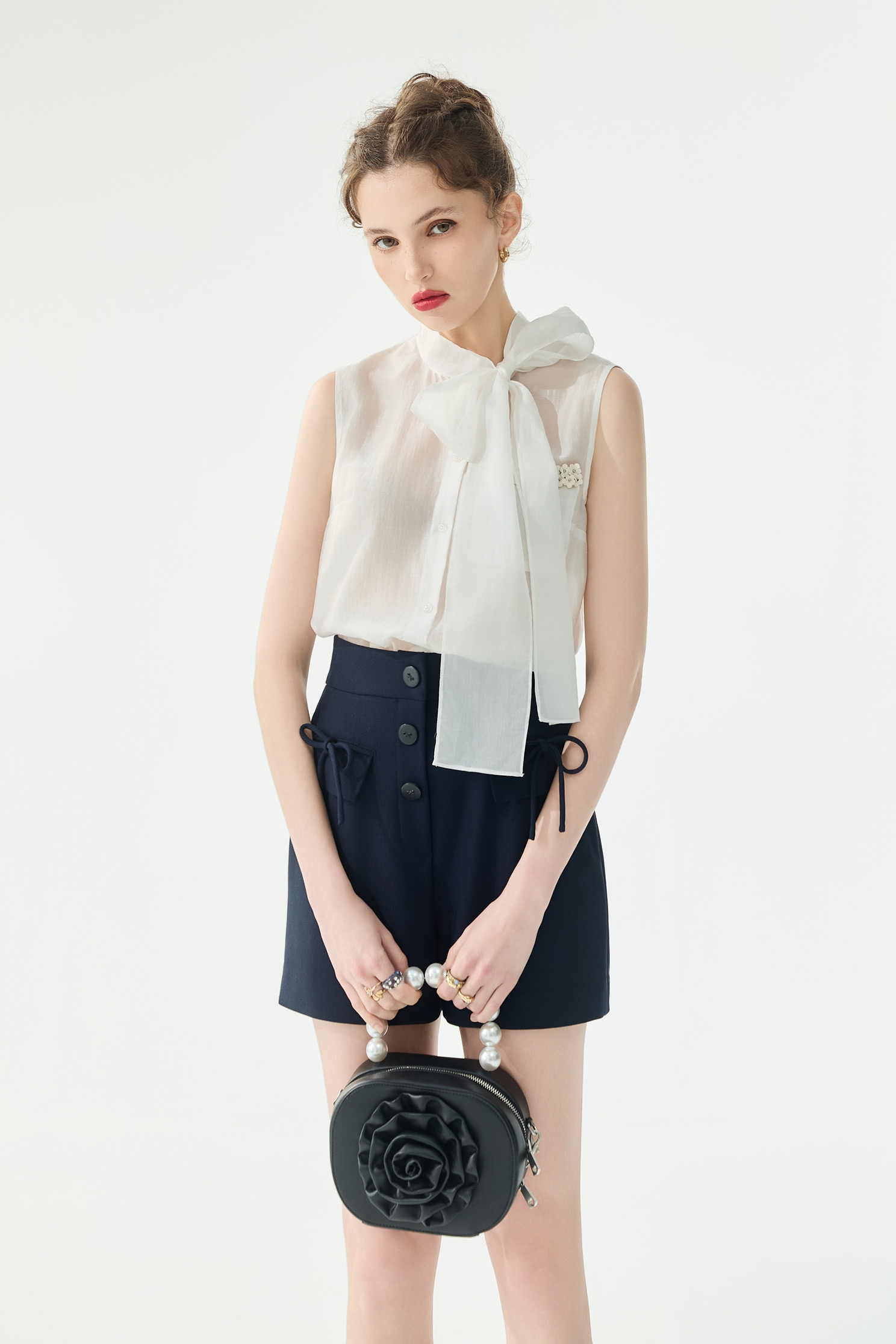 Bow Collar Detail White VestBow Collar Detail White Vest,sleeveless tops,Tops,Season (SS) Look,White tops,sleeveless tops,bows