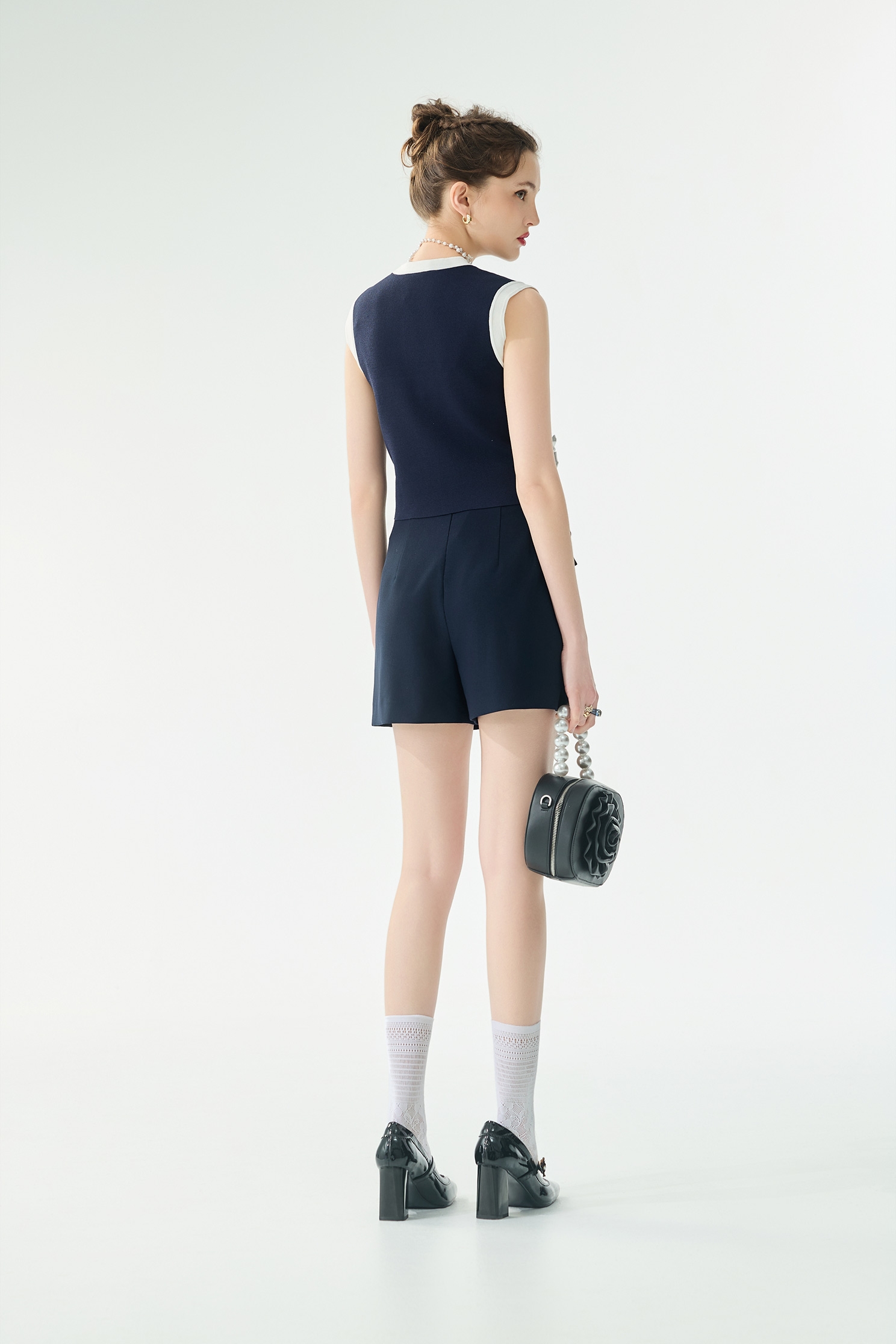 Contrast Bow Detail Knit VestContrast Bow Detail Knit Vest,sleeveless tops,Tops,Season (SS) Look,sleeveless tops,bows,Knitted,Knitted tops