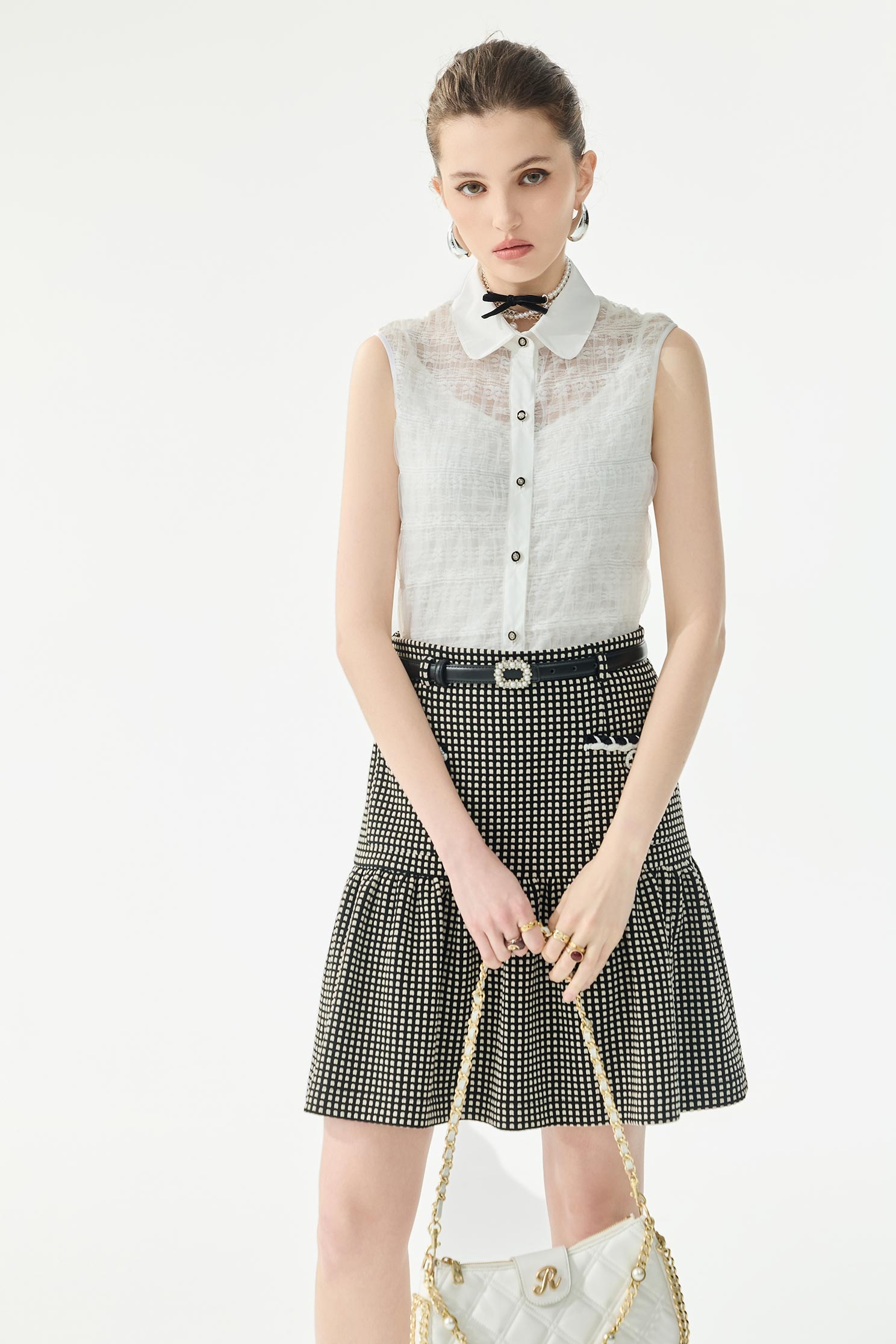 Button Front Floral Detail Mesh VestButton Front Floral Detail Mesh Vest,sleeveless tops,Season (SS) Look,White tops,sleeveless tops