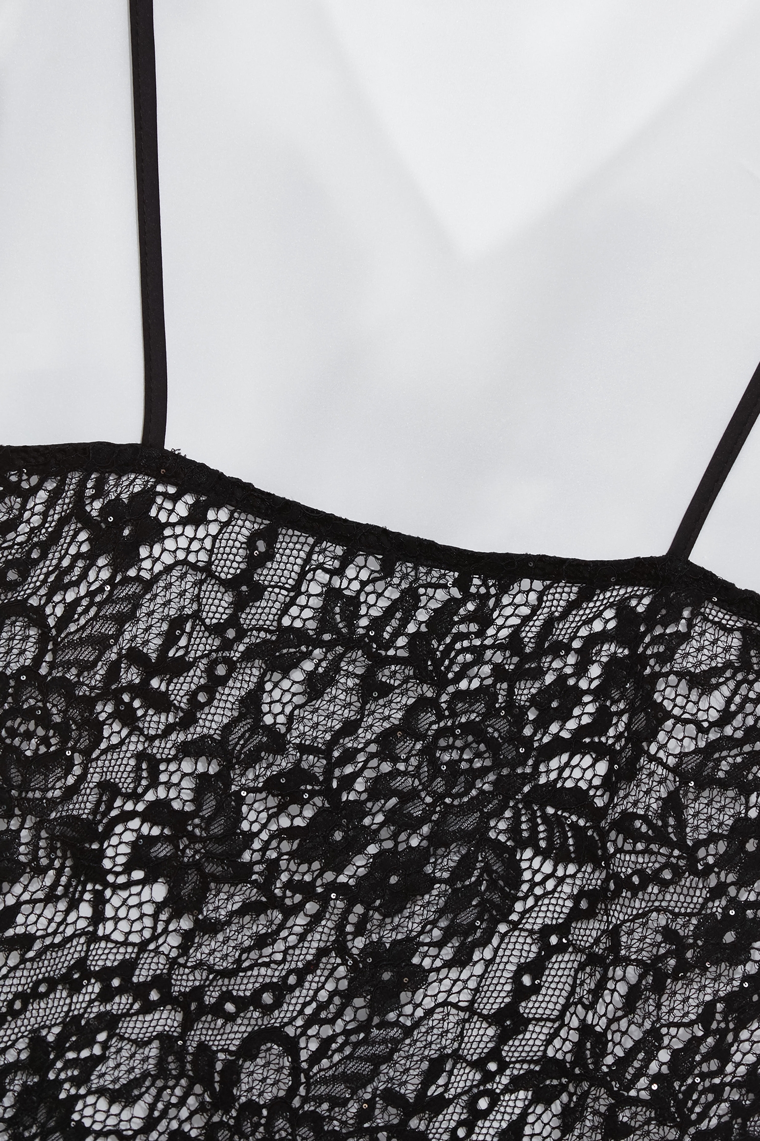 V-neck Lace Detail VestV-neck Lace Detail Vest,sleeveless tops,Season (SS) Look,White tops,sleeveless tops,Lace,Black tops